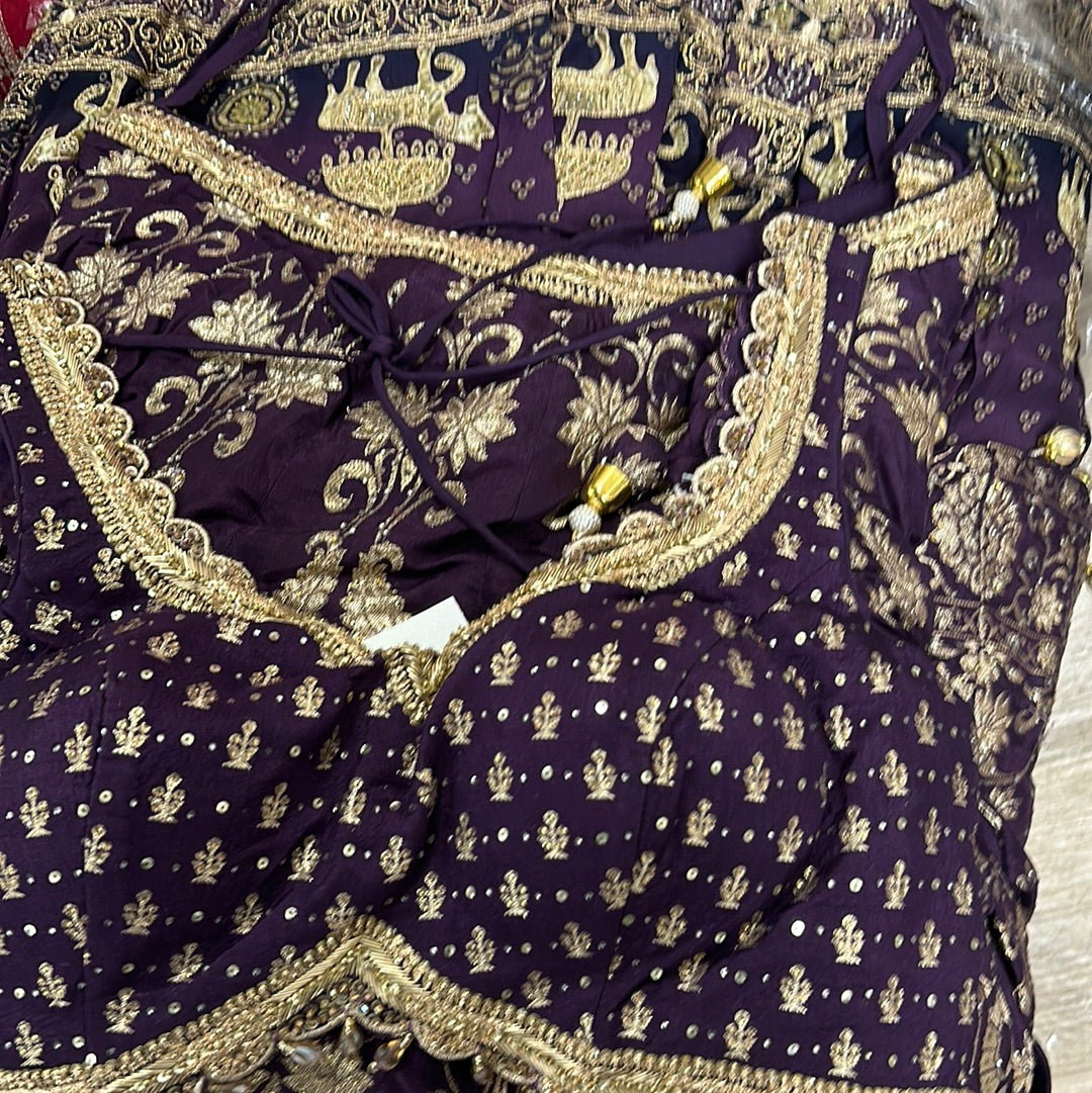 Exquisite Lehnga with Heavy Bottom Embroidery