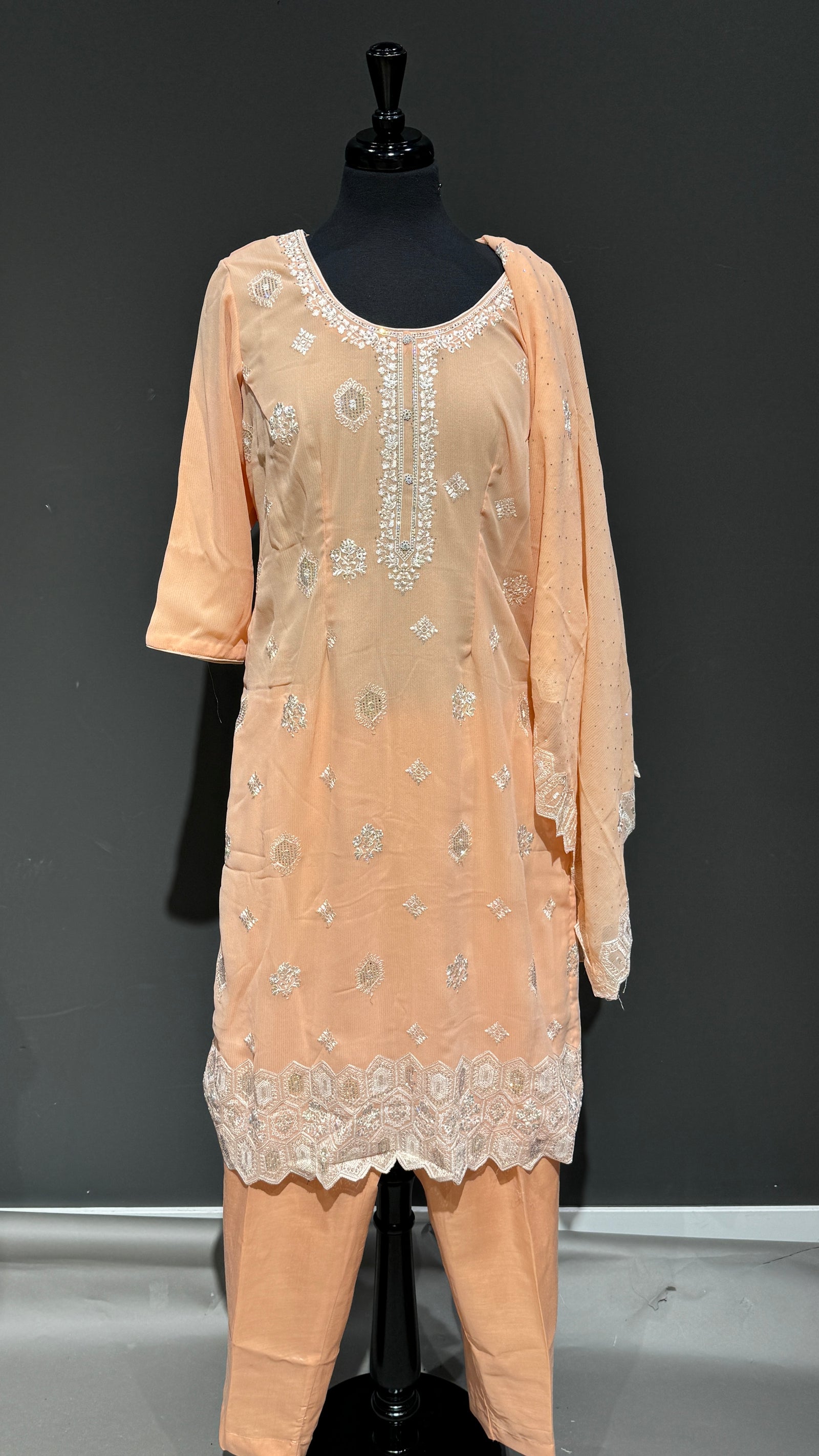 Refined Pant Suit with Salwar