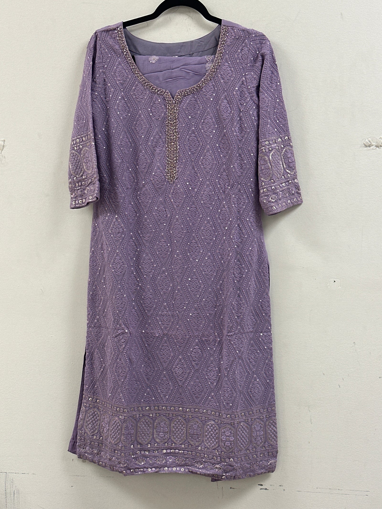 Chikankari Pant Suit