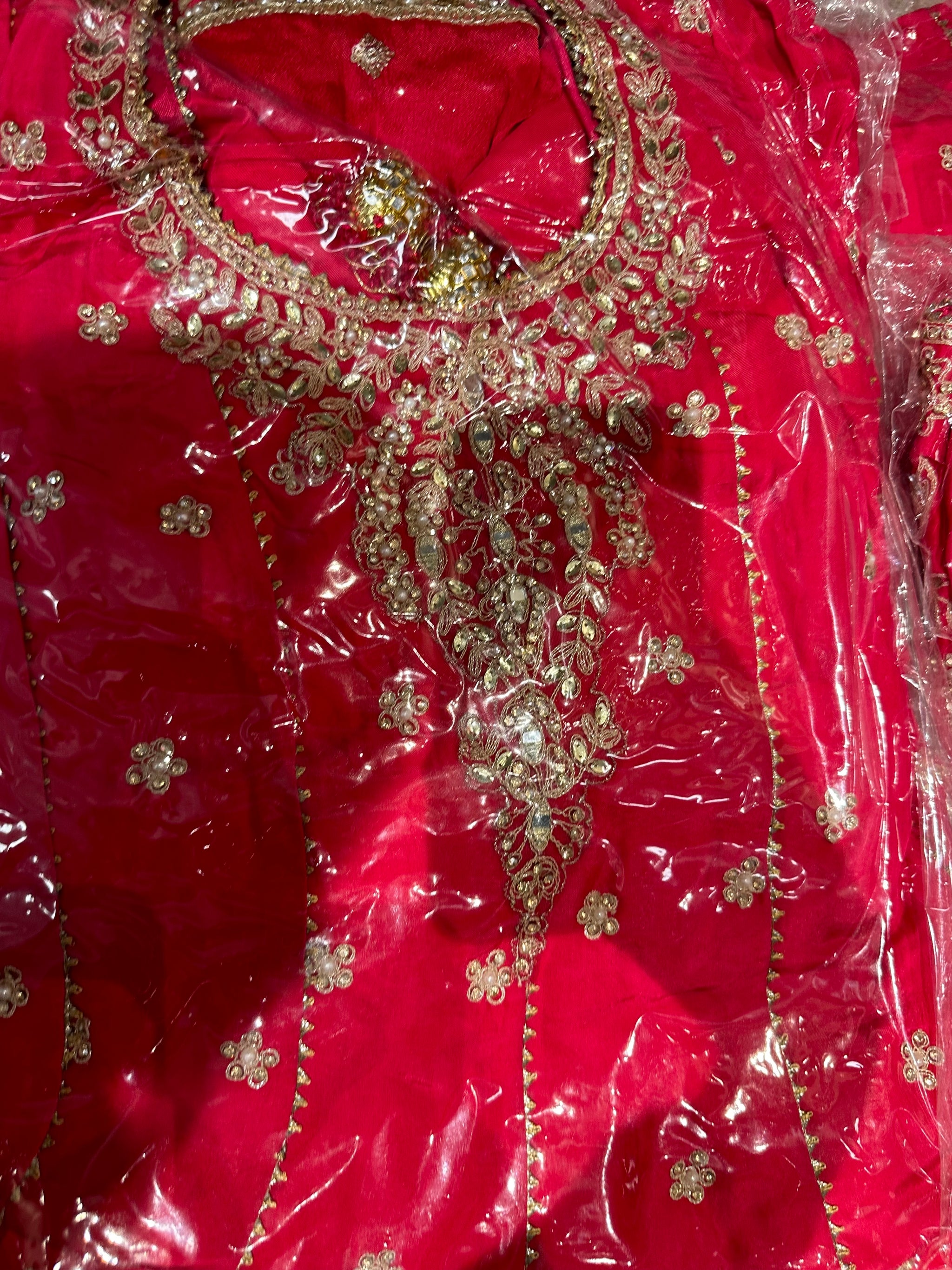 Extravagant Anarkali Suit 2/2