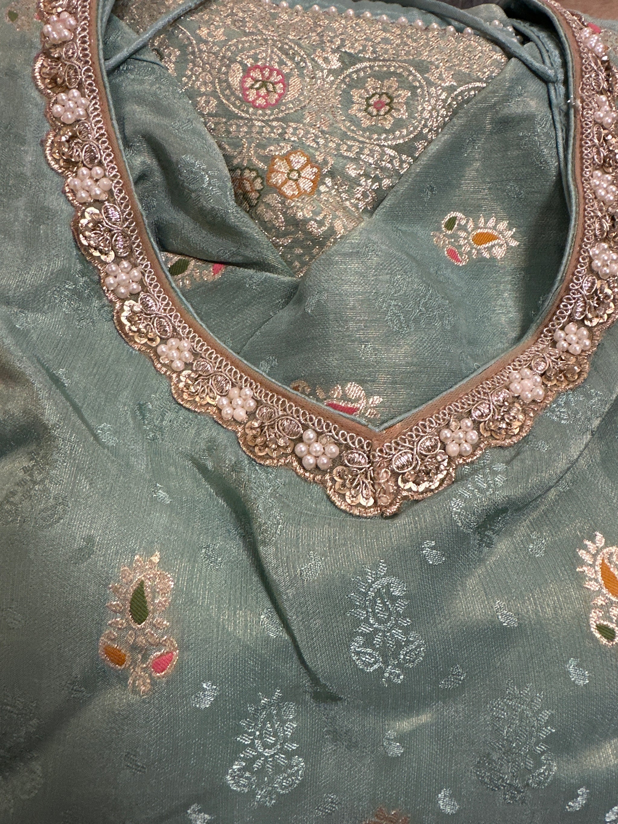 Banarsi Salwar suit