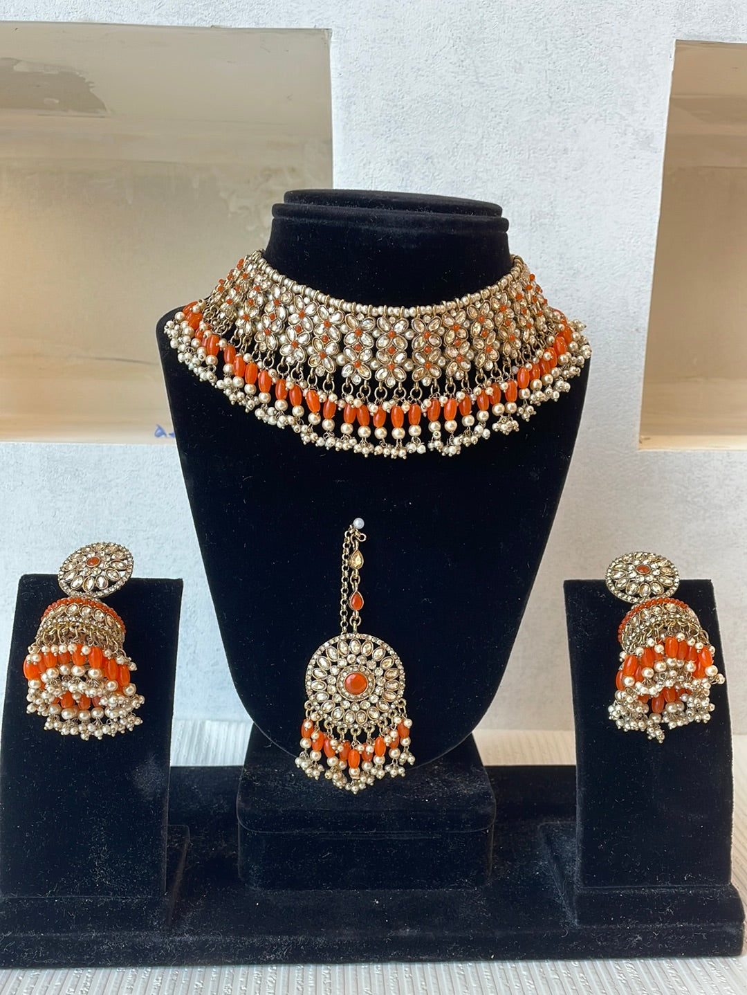 Pearl And Kundan Choker Set