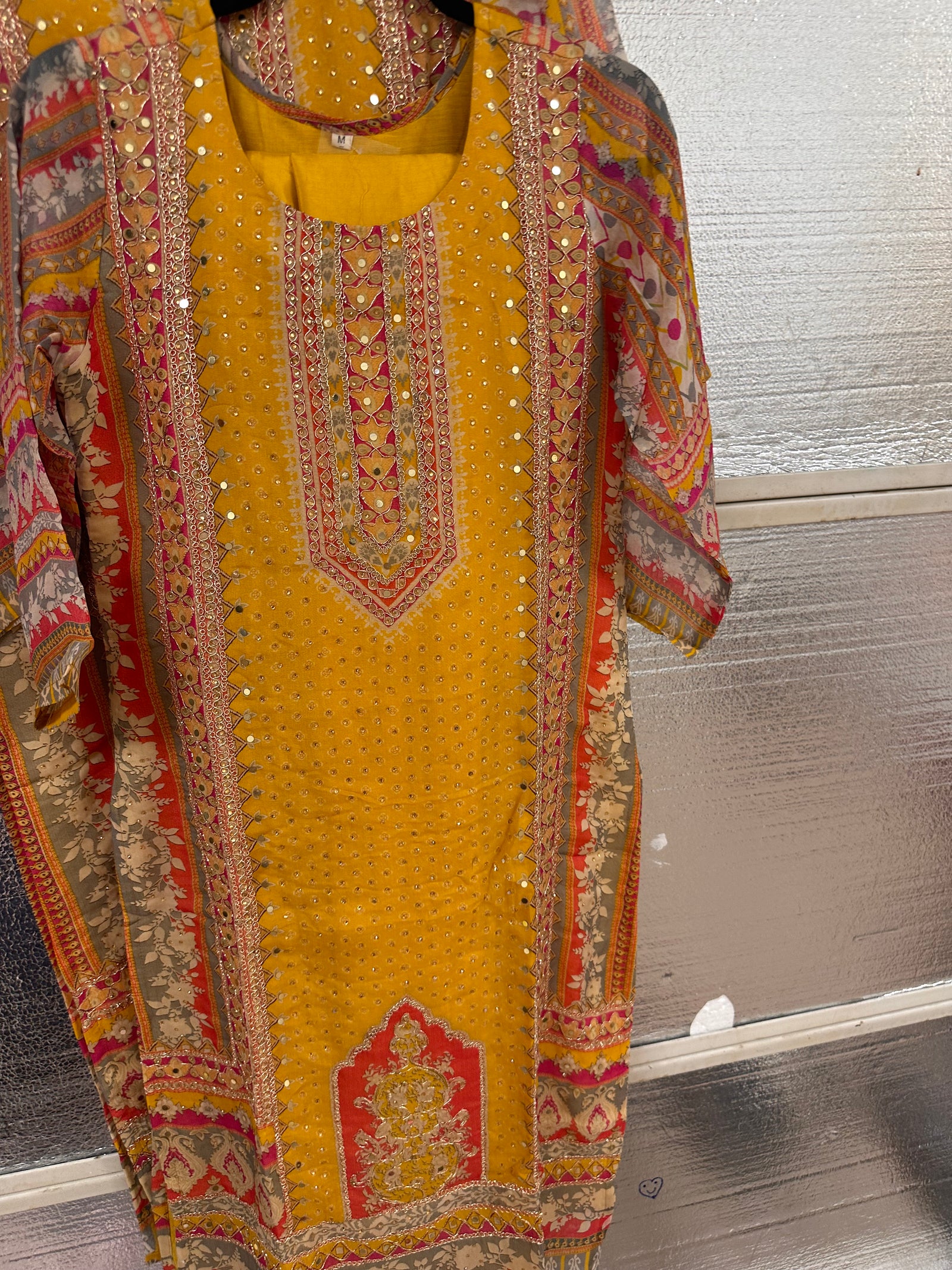 Pakistani Printed Suit