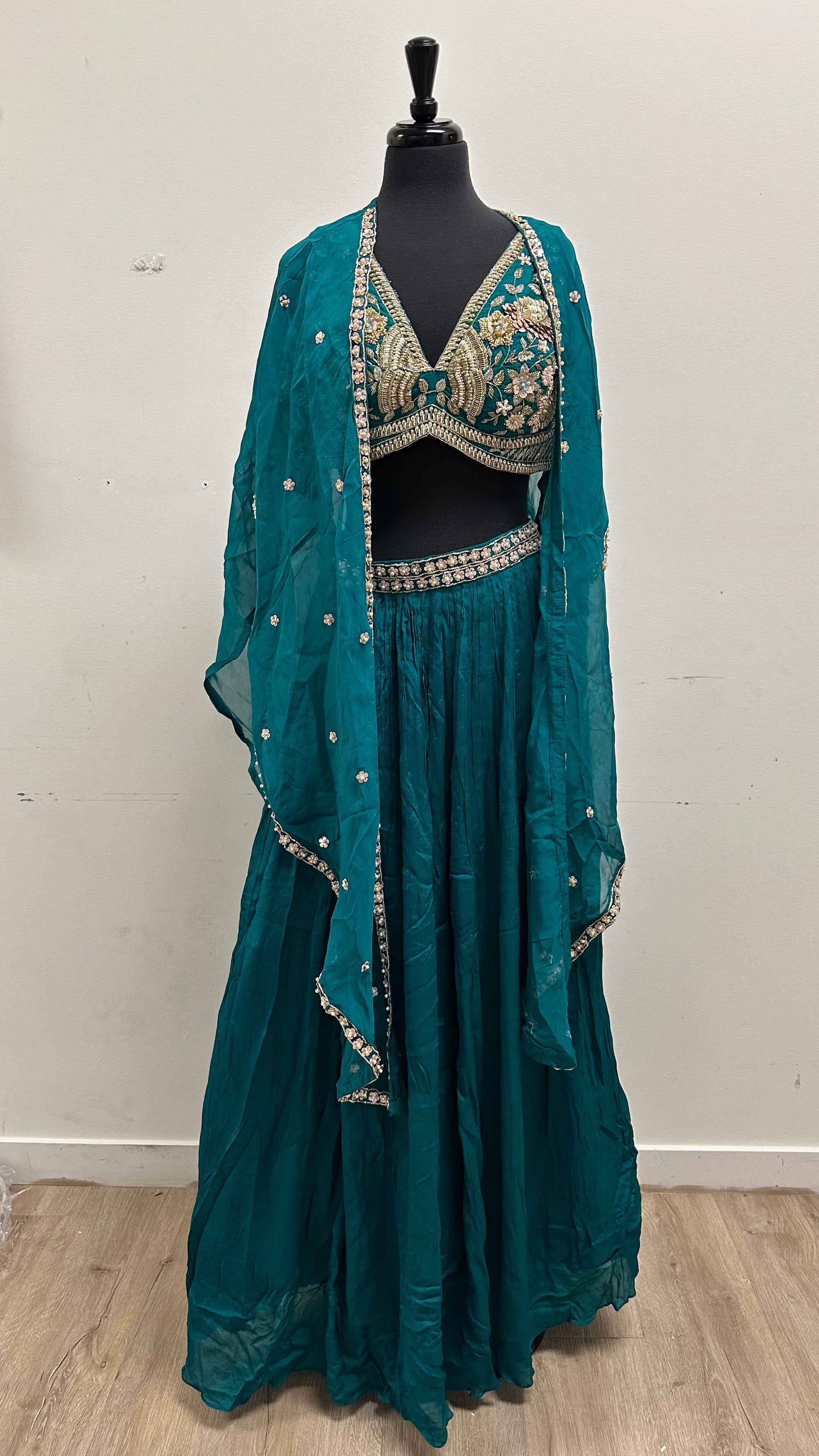 Ravishing Lehenga Set With Cape