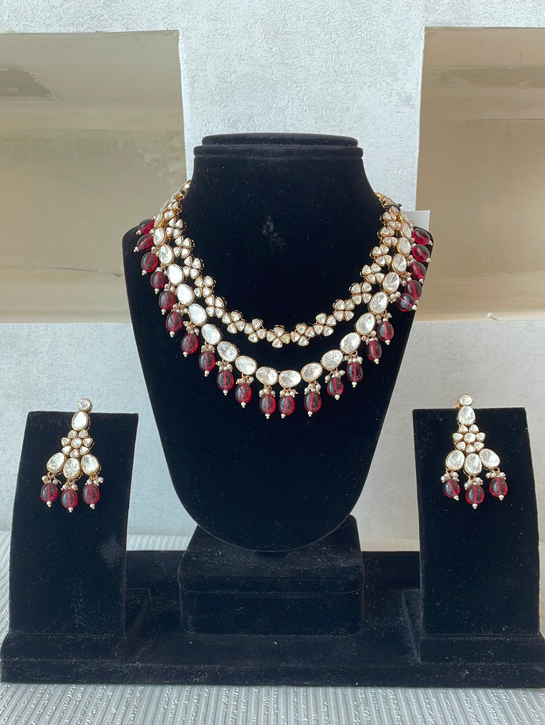 Statement Ruby Polki Set