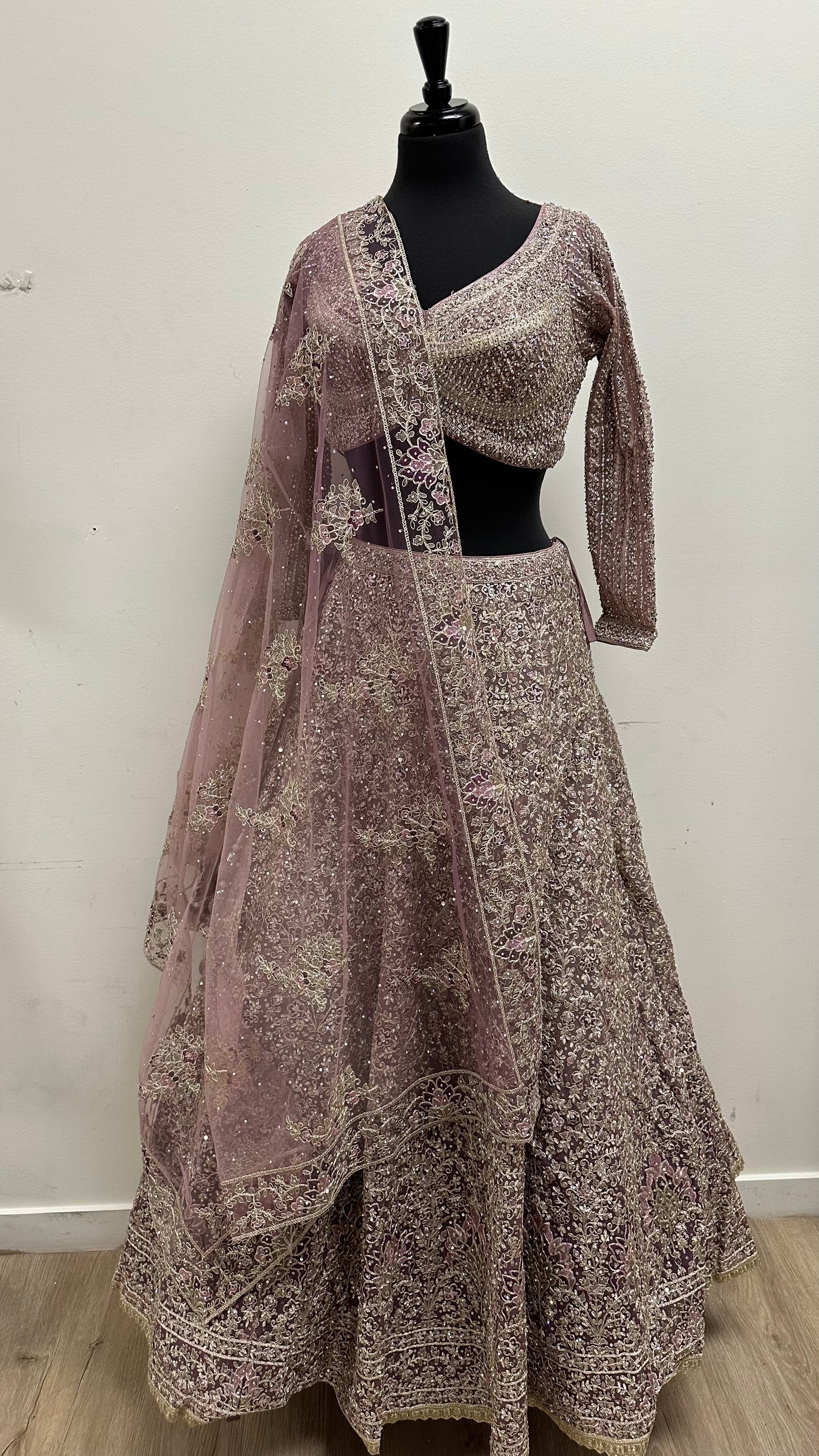 Elegant Lehenga with Thread Embroidery