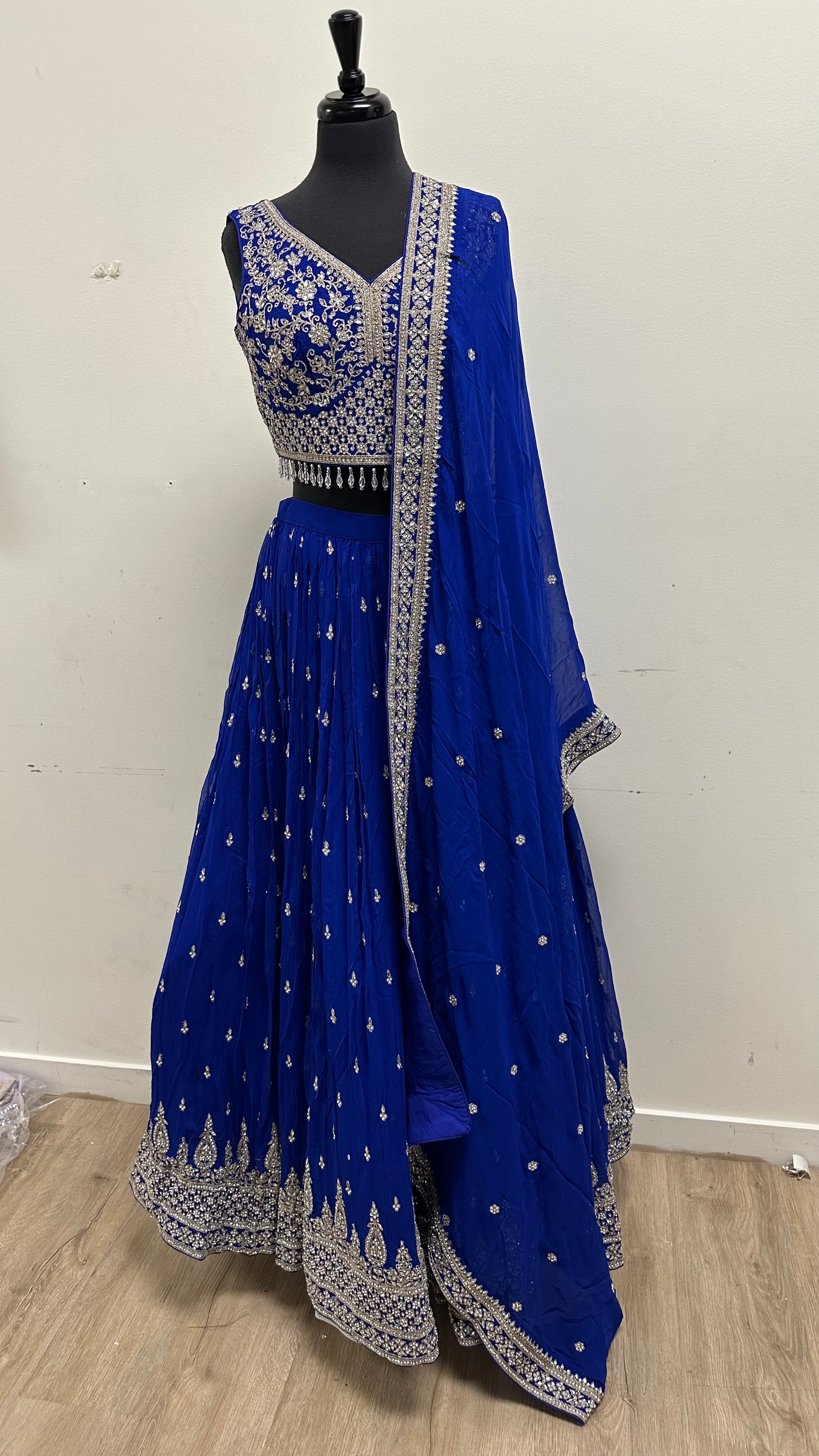 Fashinable Lehenga Set