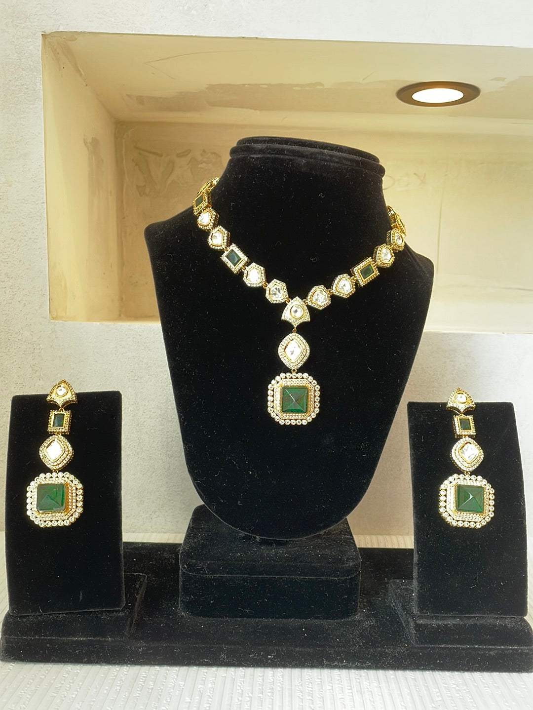 Elegant Necklace Set