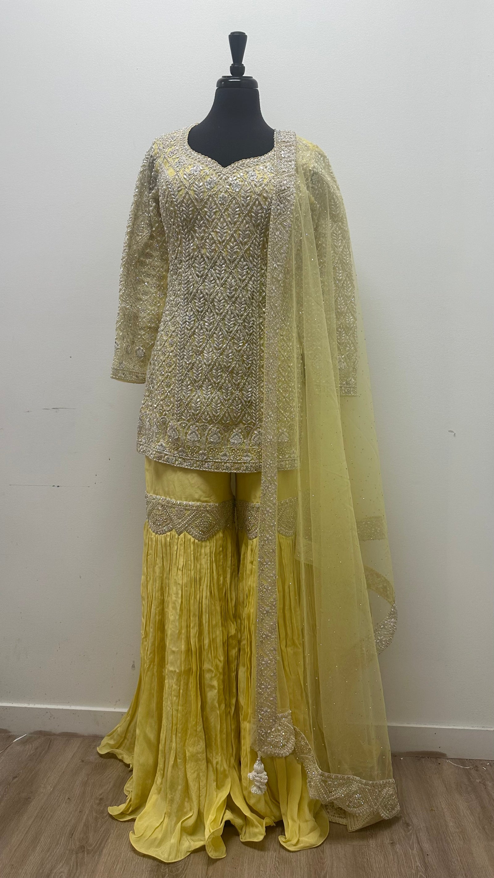 Chique Gharara Suit