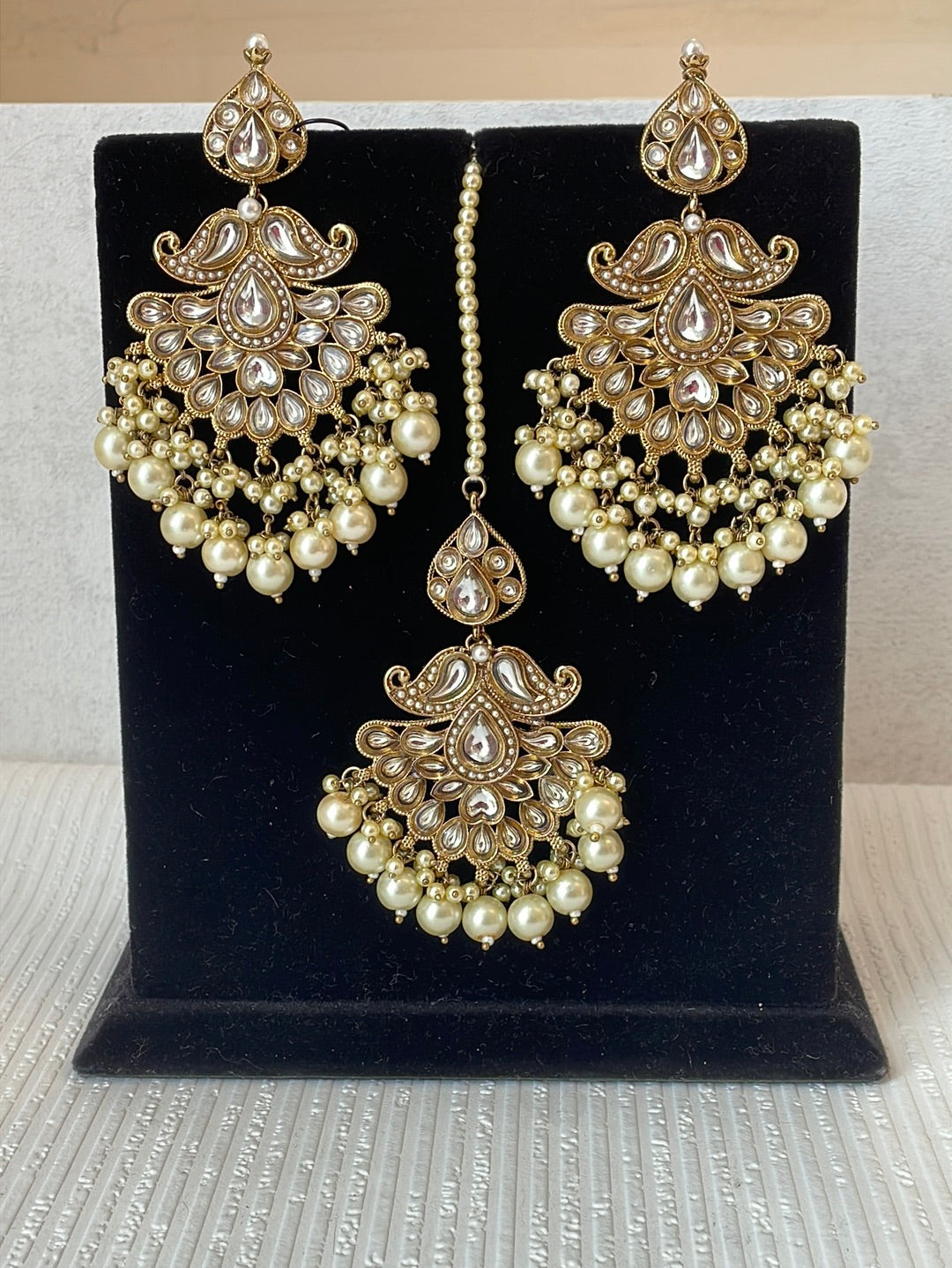 Faux Kundan Bead Tikka Set