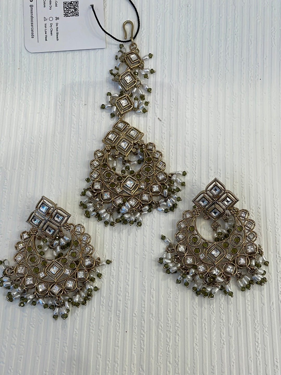 Chandelier Style Earring Tikka Set