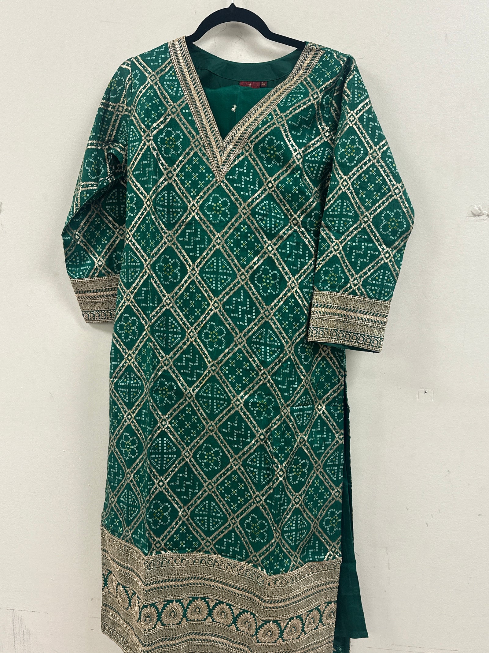 Bandhani Design Pant Suit