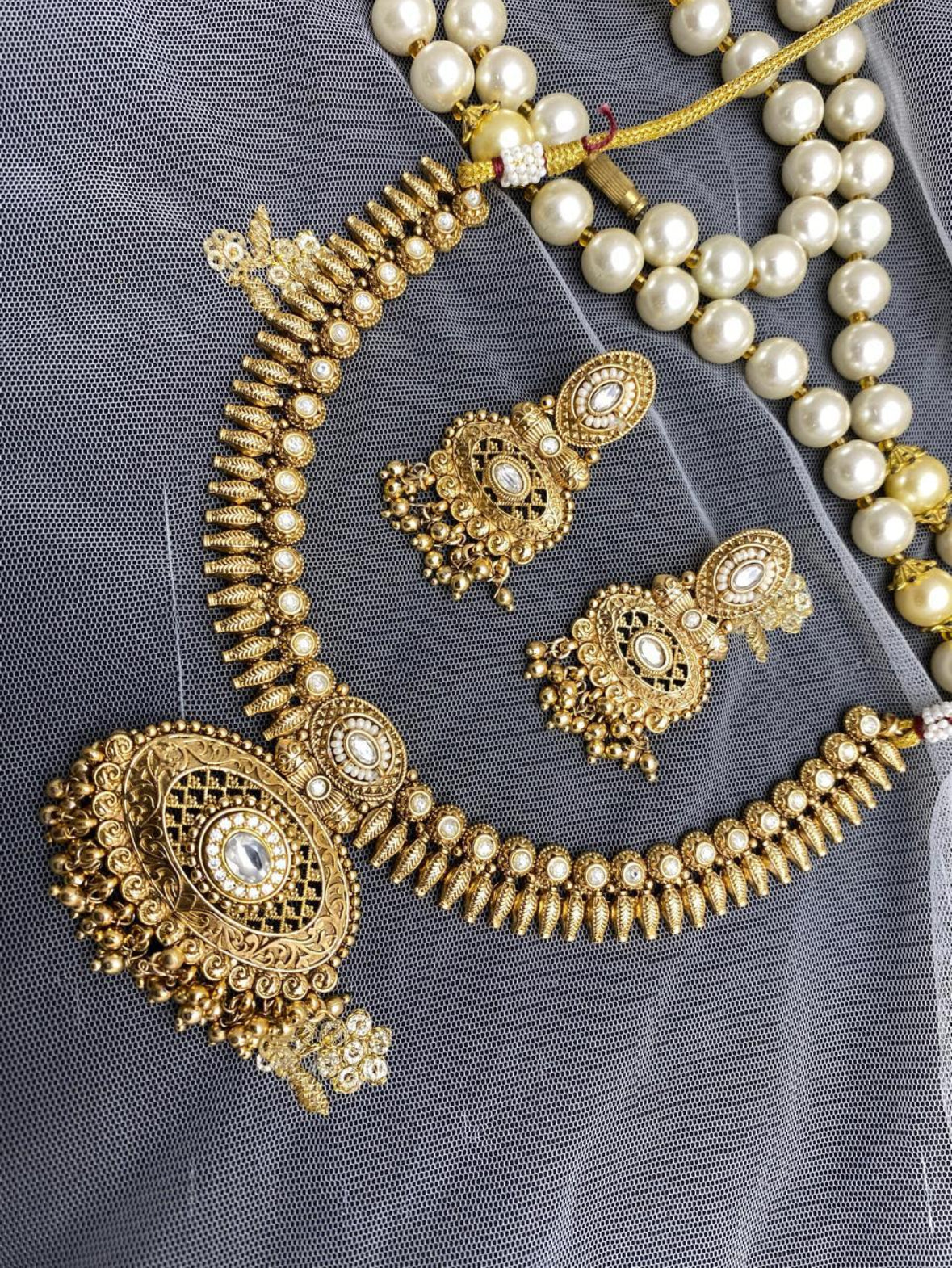 Gold Jewellery Set