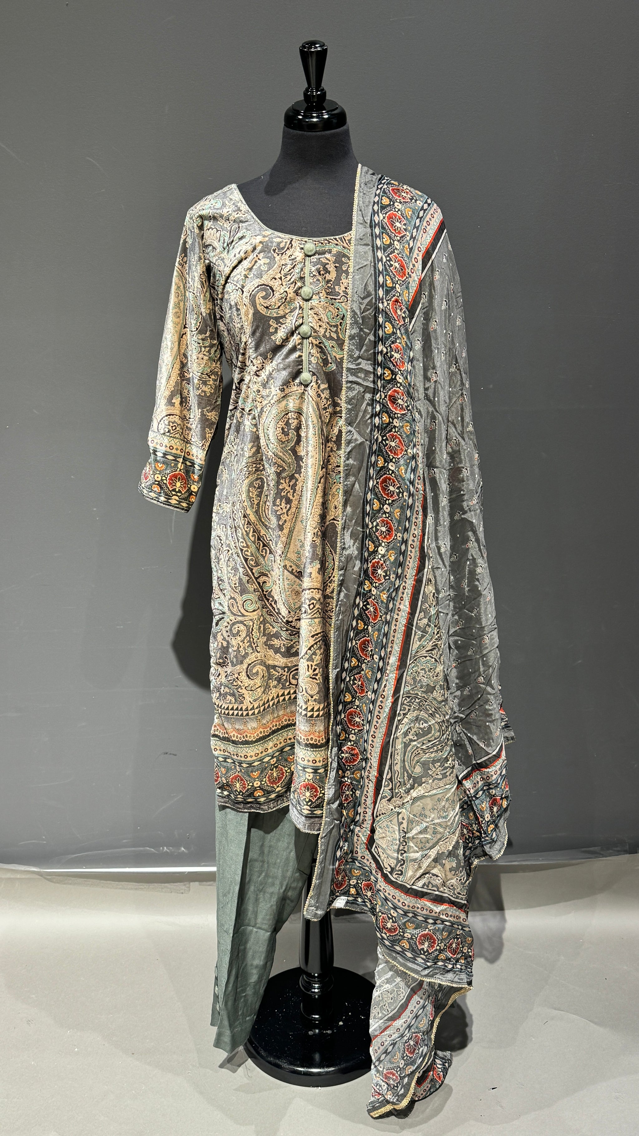 Traditional Printed PANT Suit