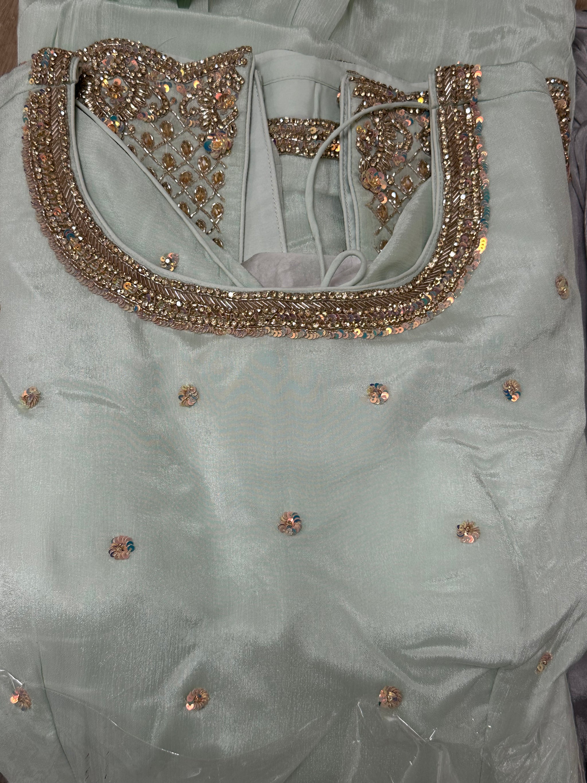 Ravishing Gharara Suit