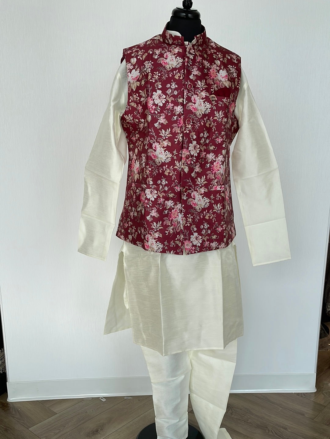 Ethnic look Floral Nehru Jacket kurta pajama