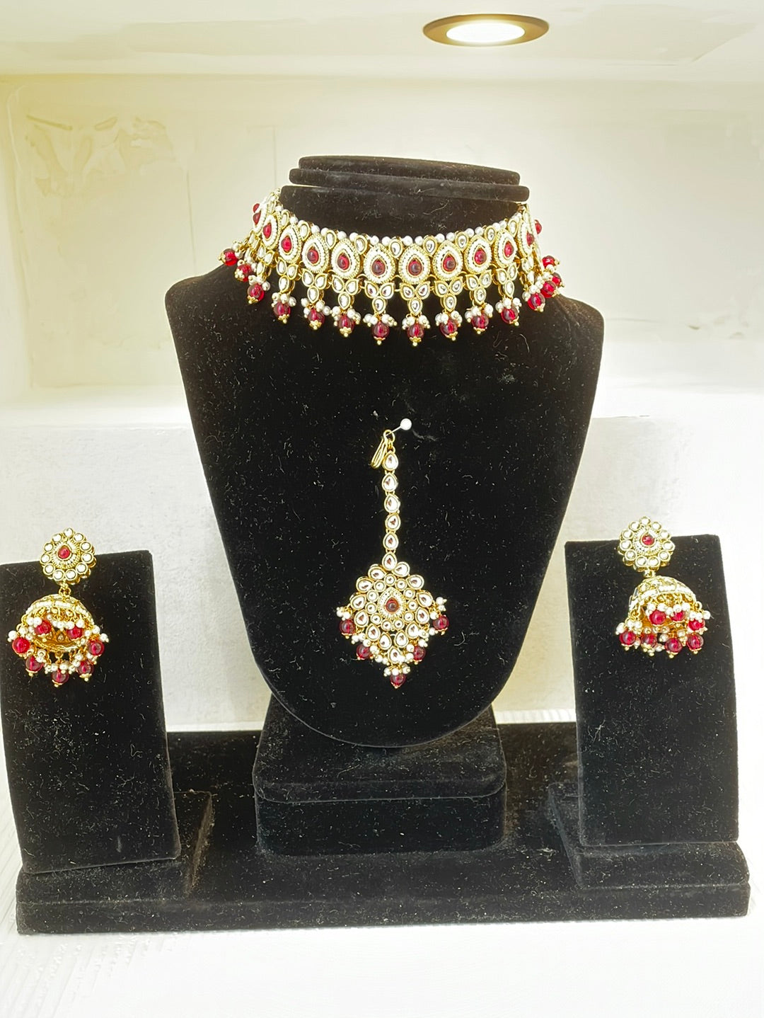 Pearl And Kundan Necklace Set