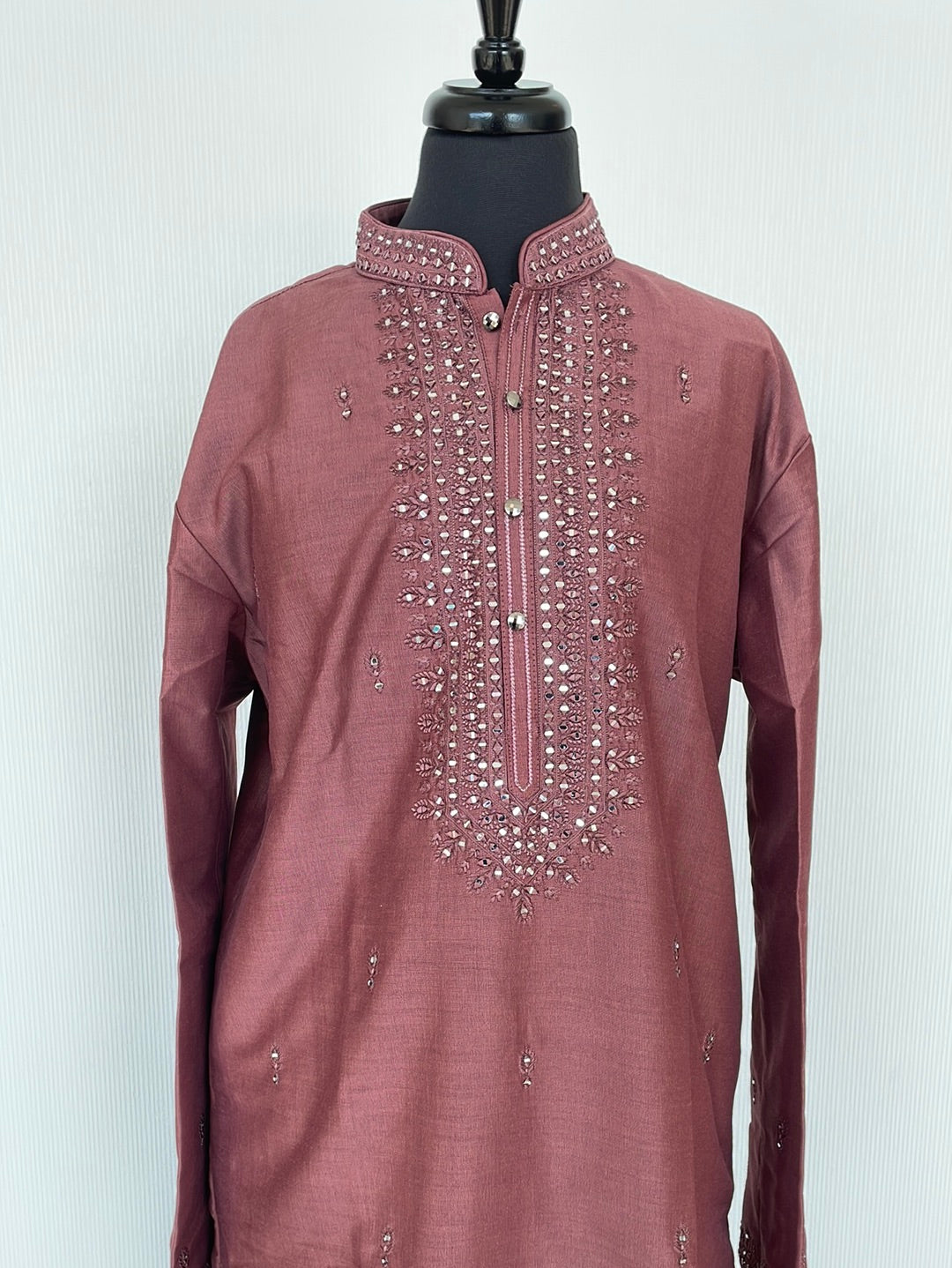 Traditional Silk kurta with thread and mirror embroidery