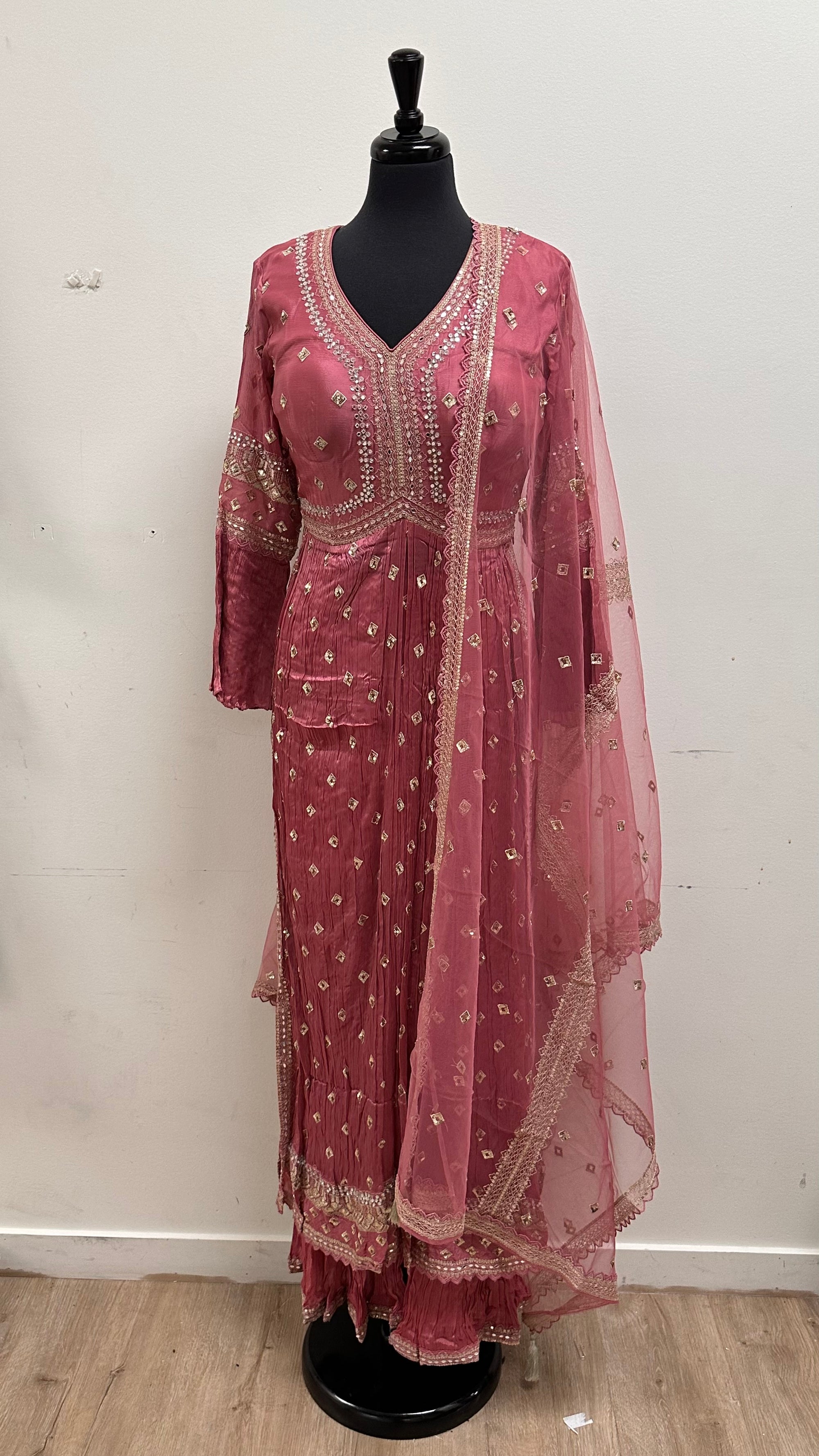 Elegant Sharara Suit with Nyra Cut