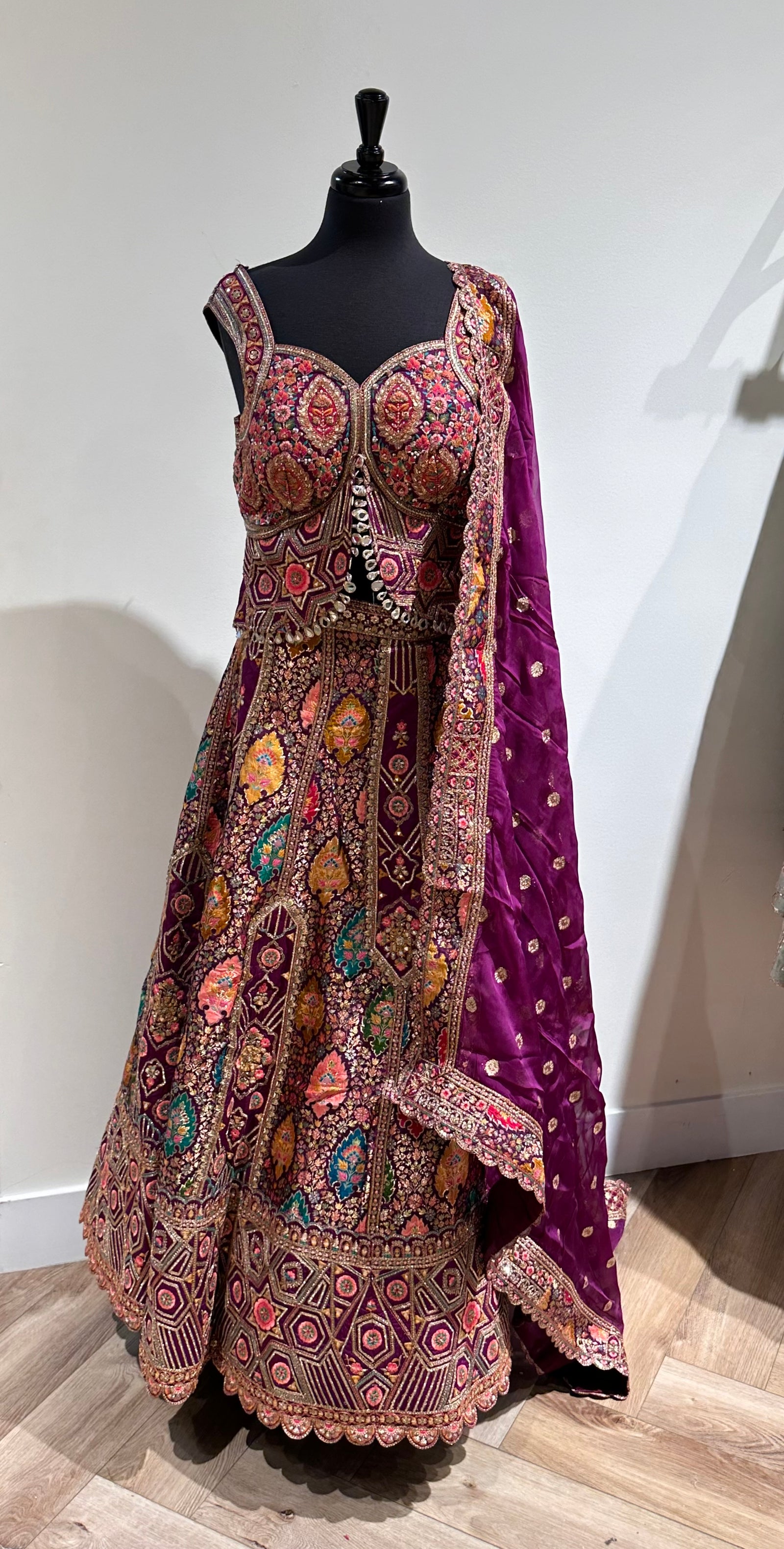 Banarsi Lehenga Set