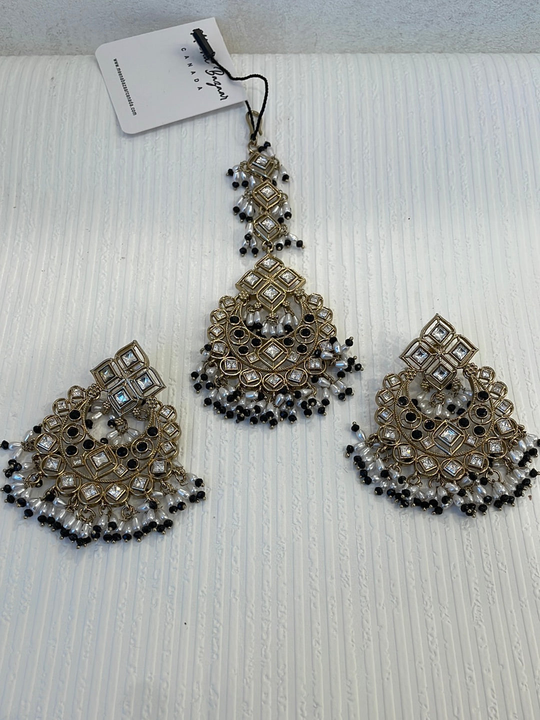 Chandelier Style Earring Tikka Set