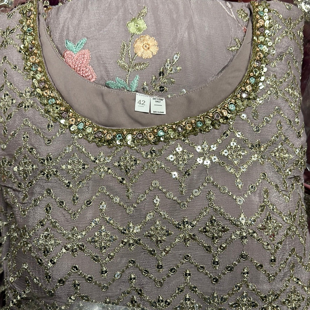 Thread Embroidery suit