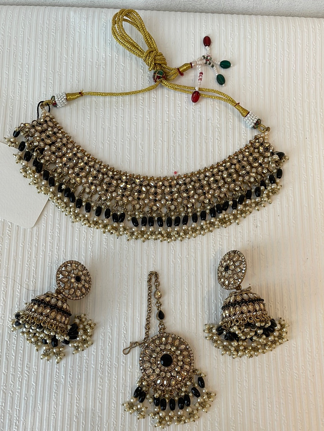 Pearl And Kundan Choker Set