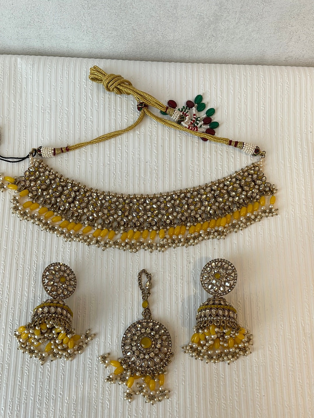 Pearl And Kundan Choker Set