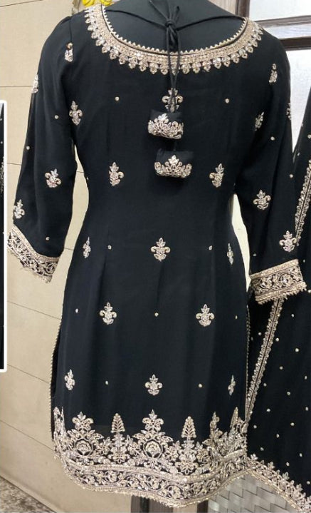 Charming Sharara Suit