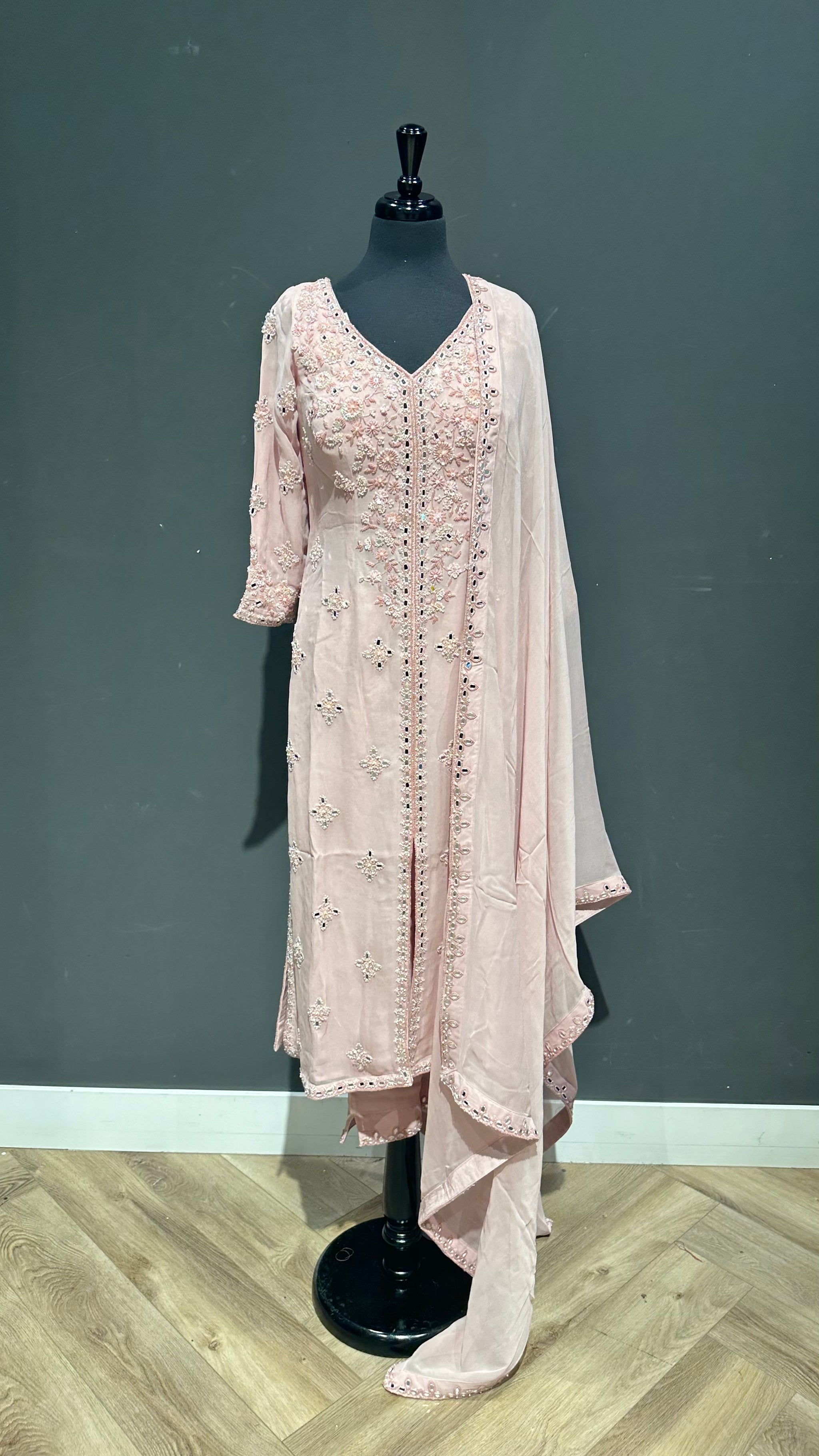 ELEGANT SHARARA SUIT