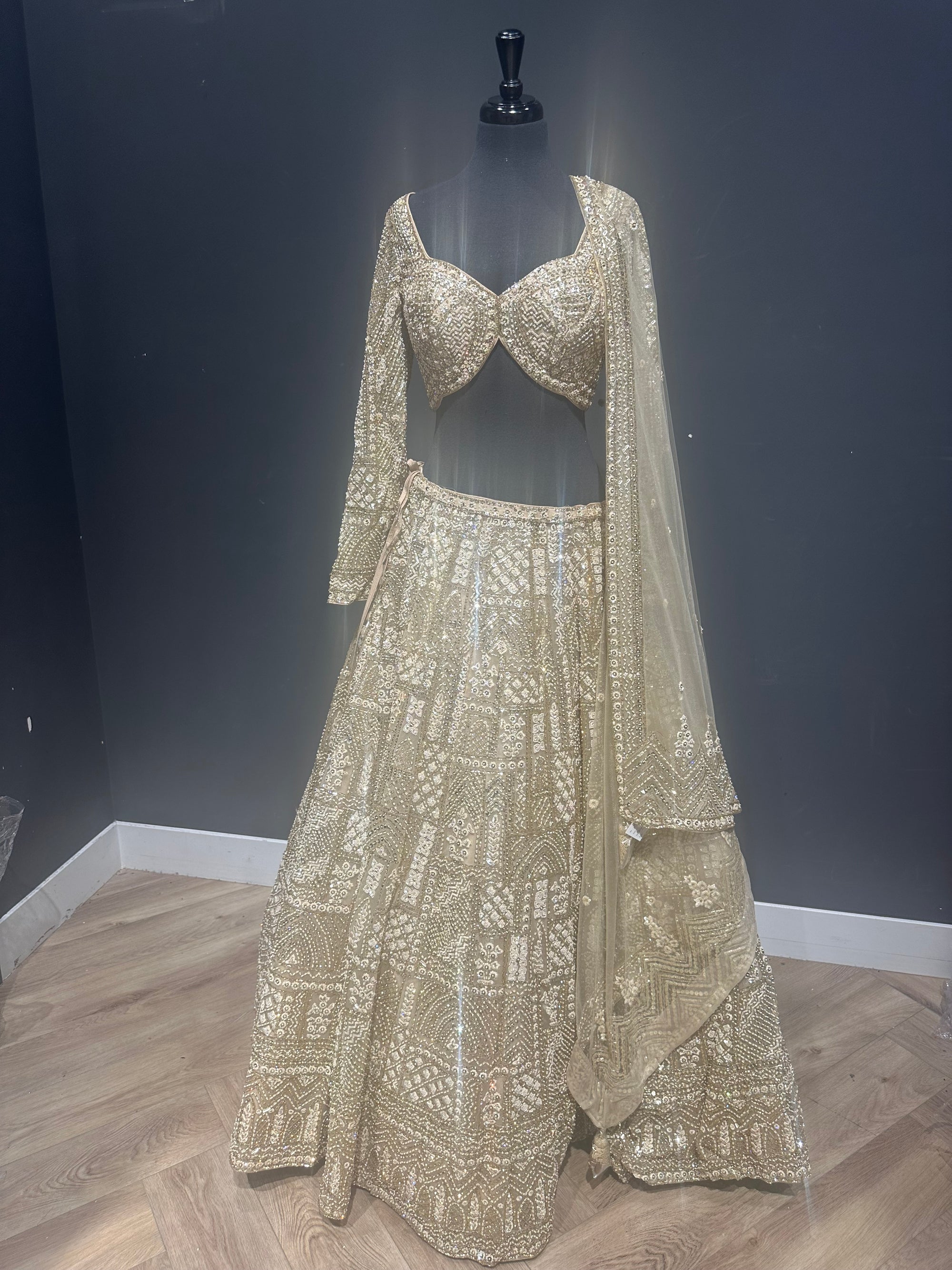 ENCHANTING LEHENGA