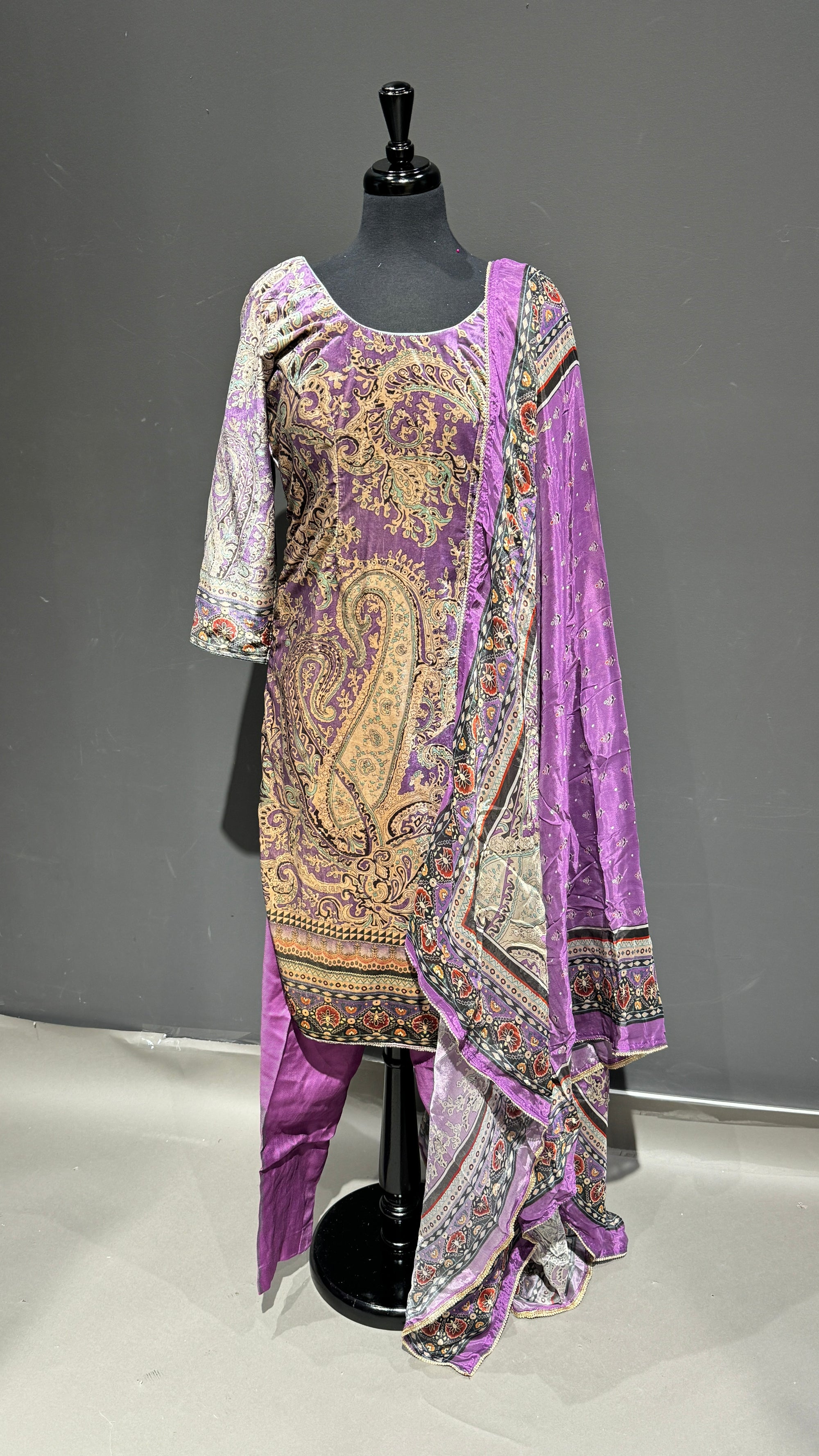 Traditional Printed PANT Suit