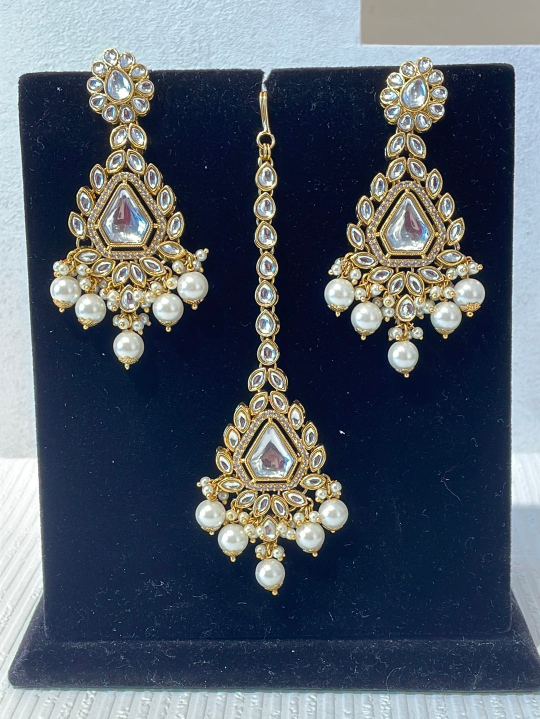 Tikka Set With Kundan Work