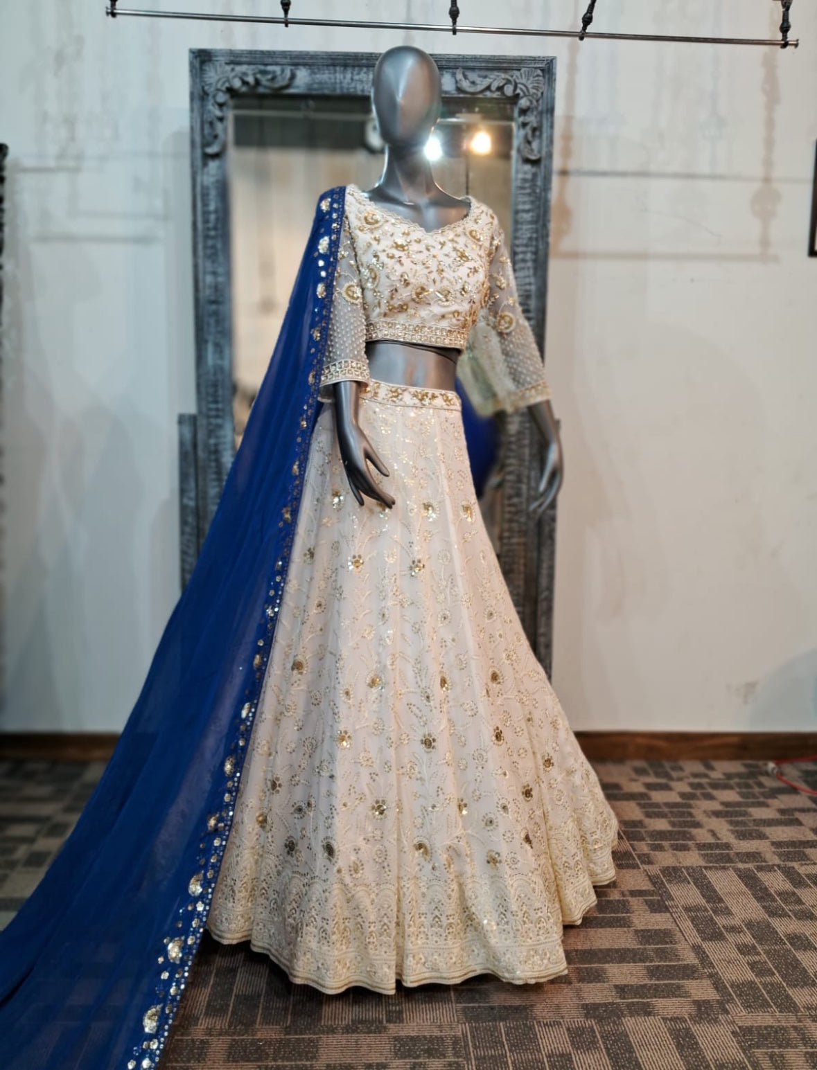 Beautiful Lehenga Contrast Dupatta