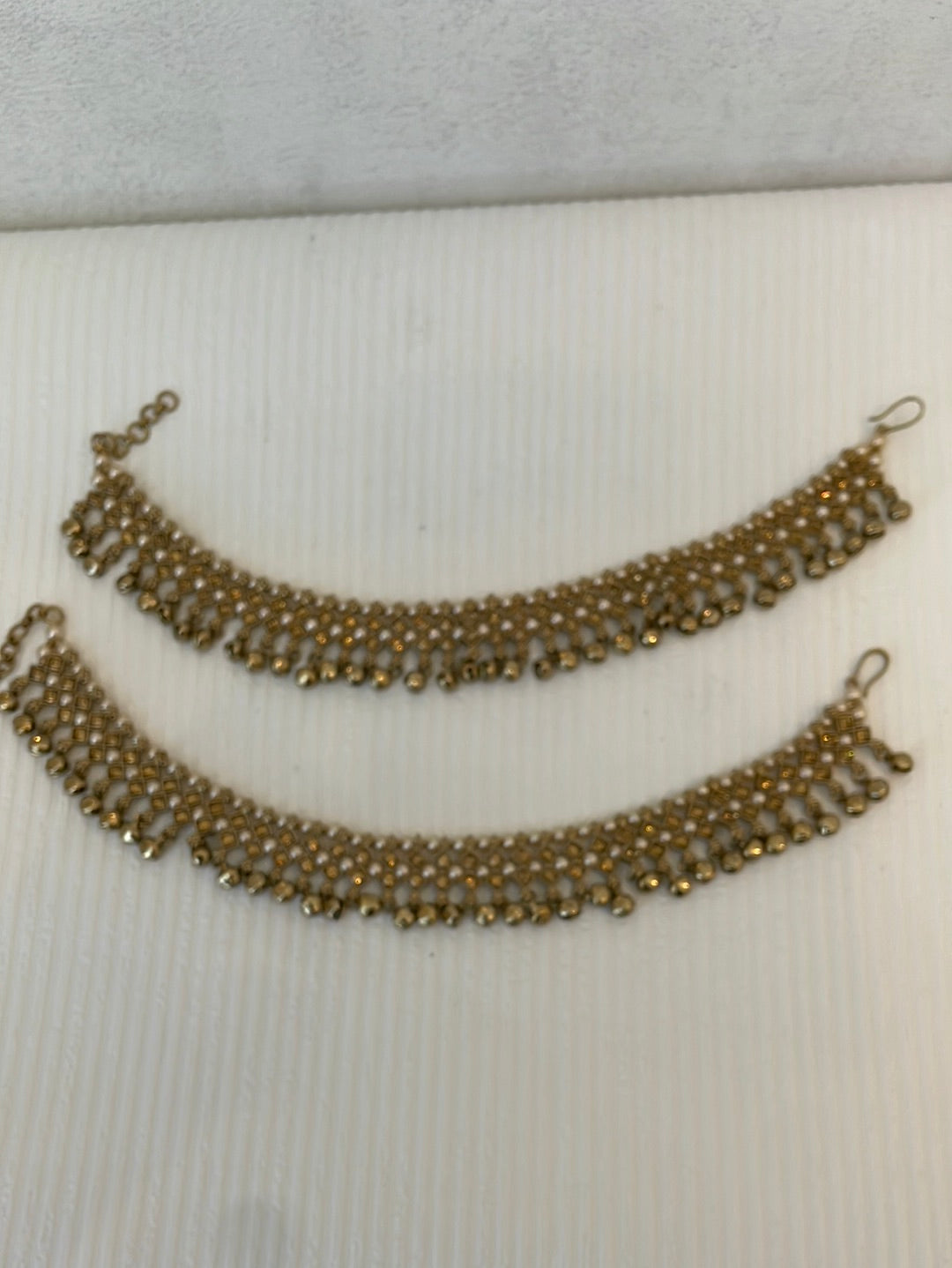 Pearl And Kundan Anklets