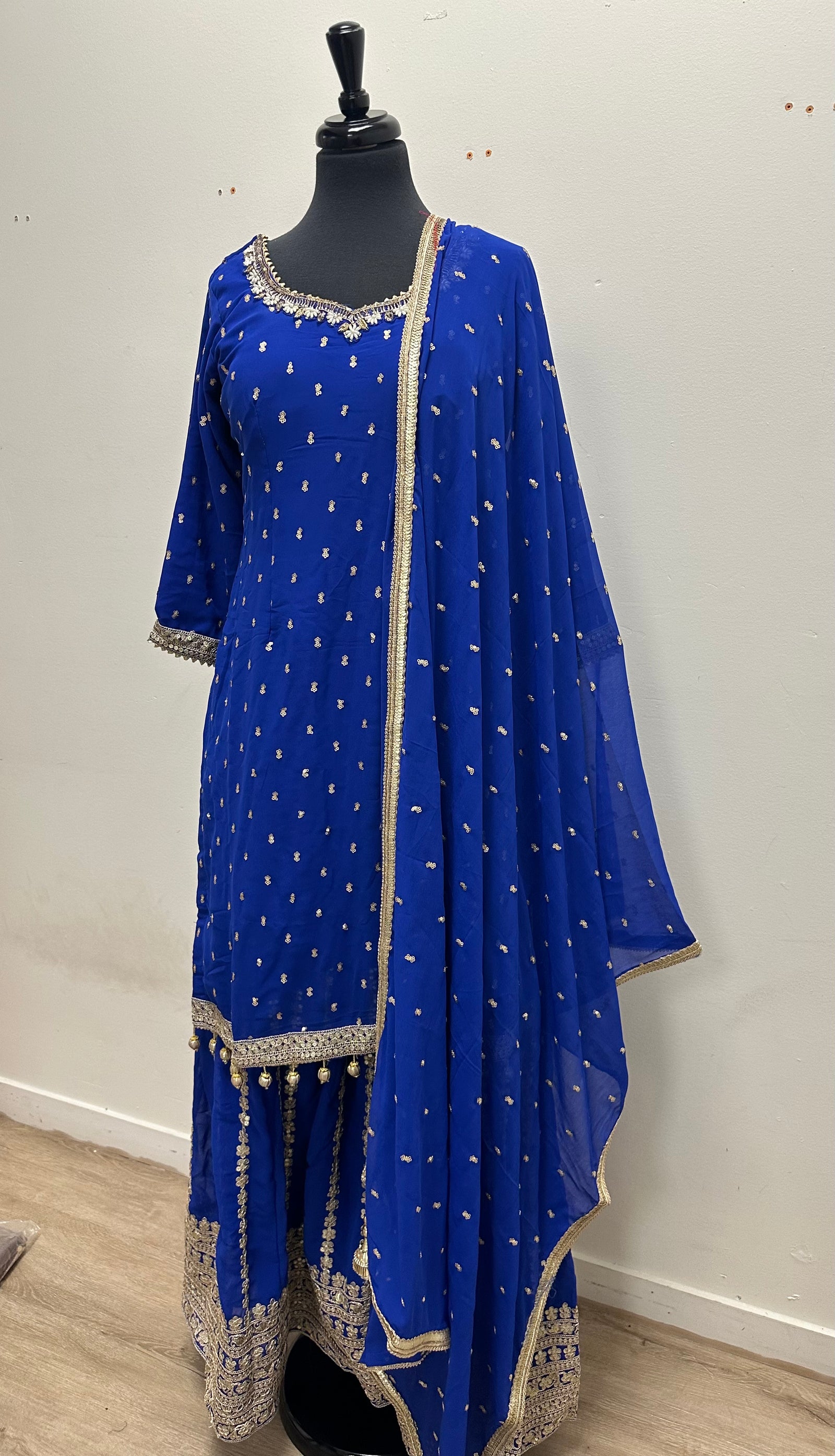 Sequence Emb Gharara suit