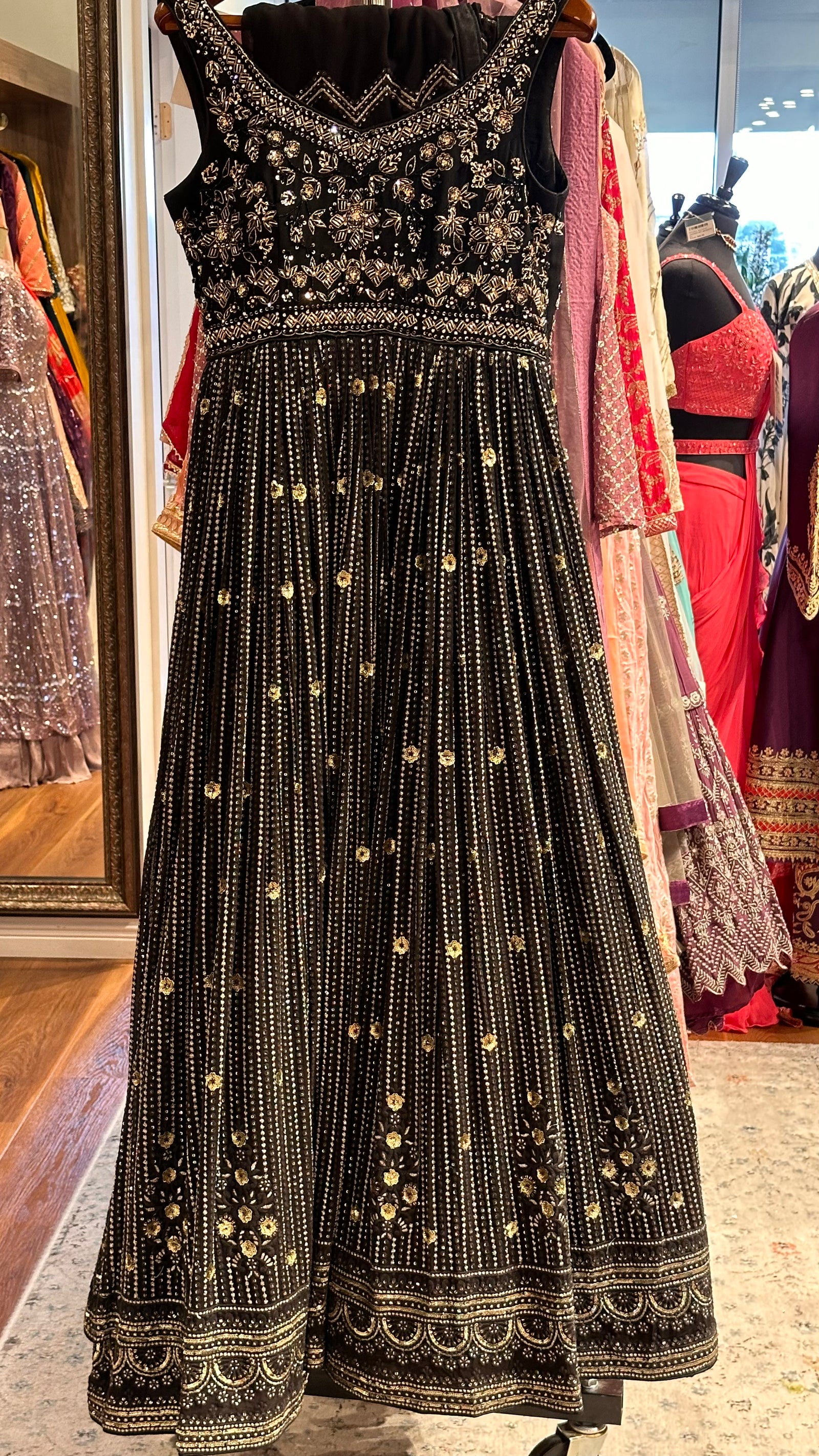 Sleeveless Anarkali Suit