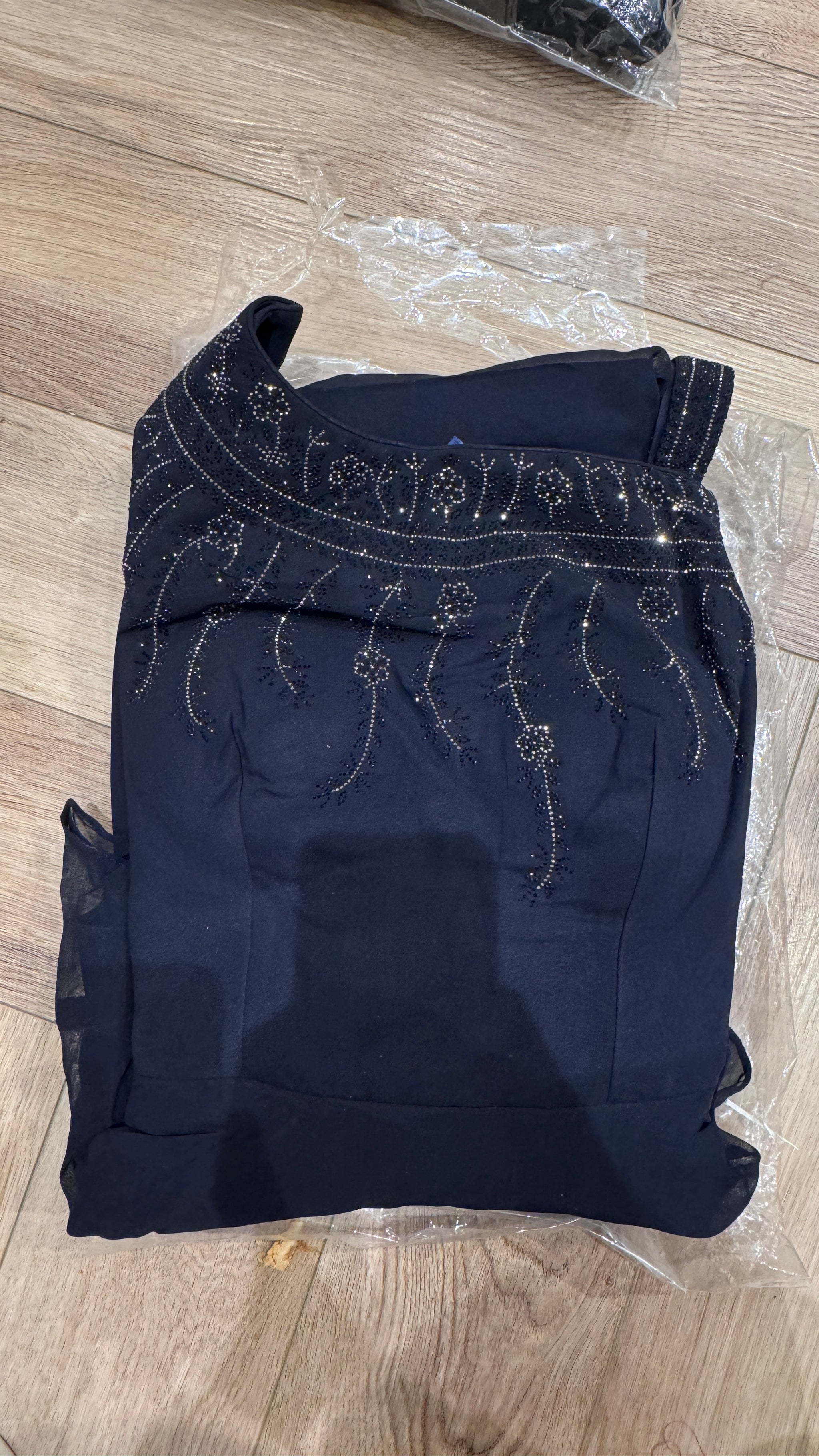 Off-Shoulder Dress With Embroidery
