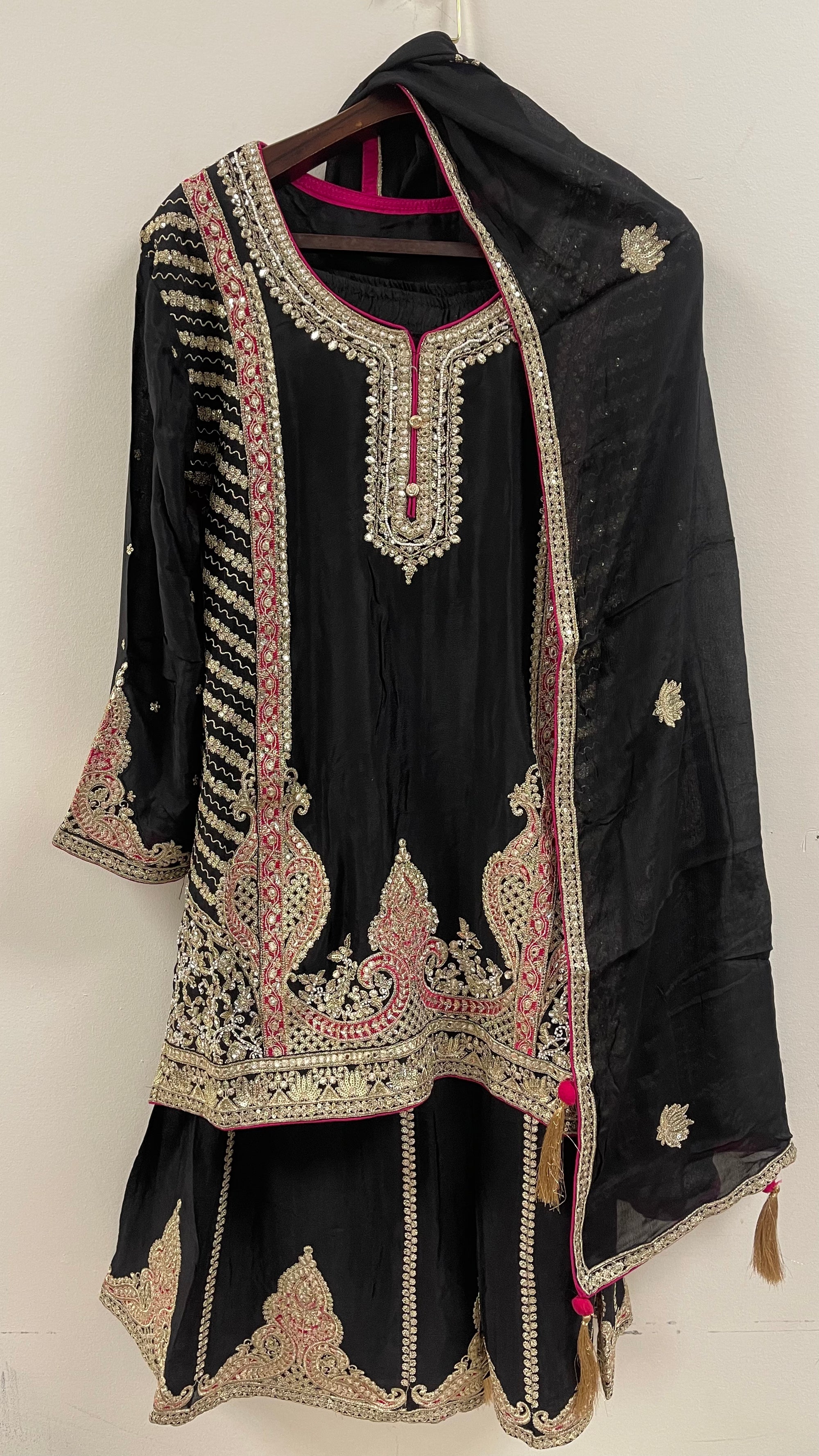 Charming Sharara Suit