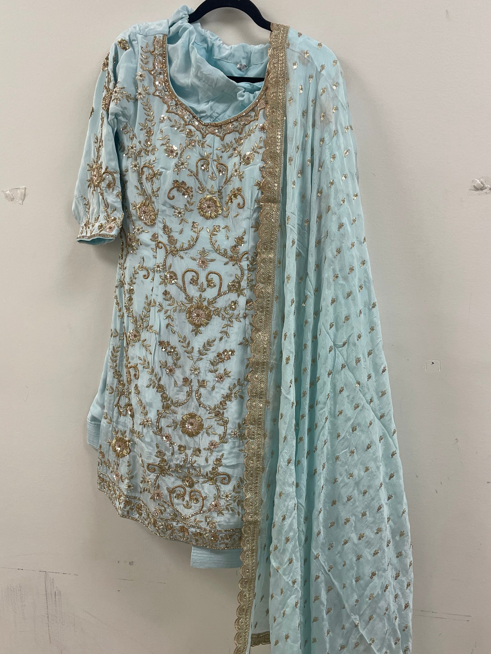 Enduring Salwar Suit