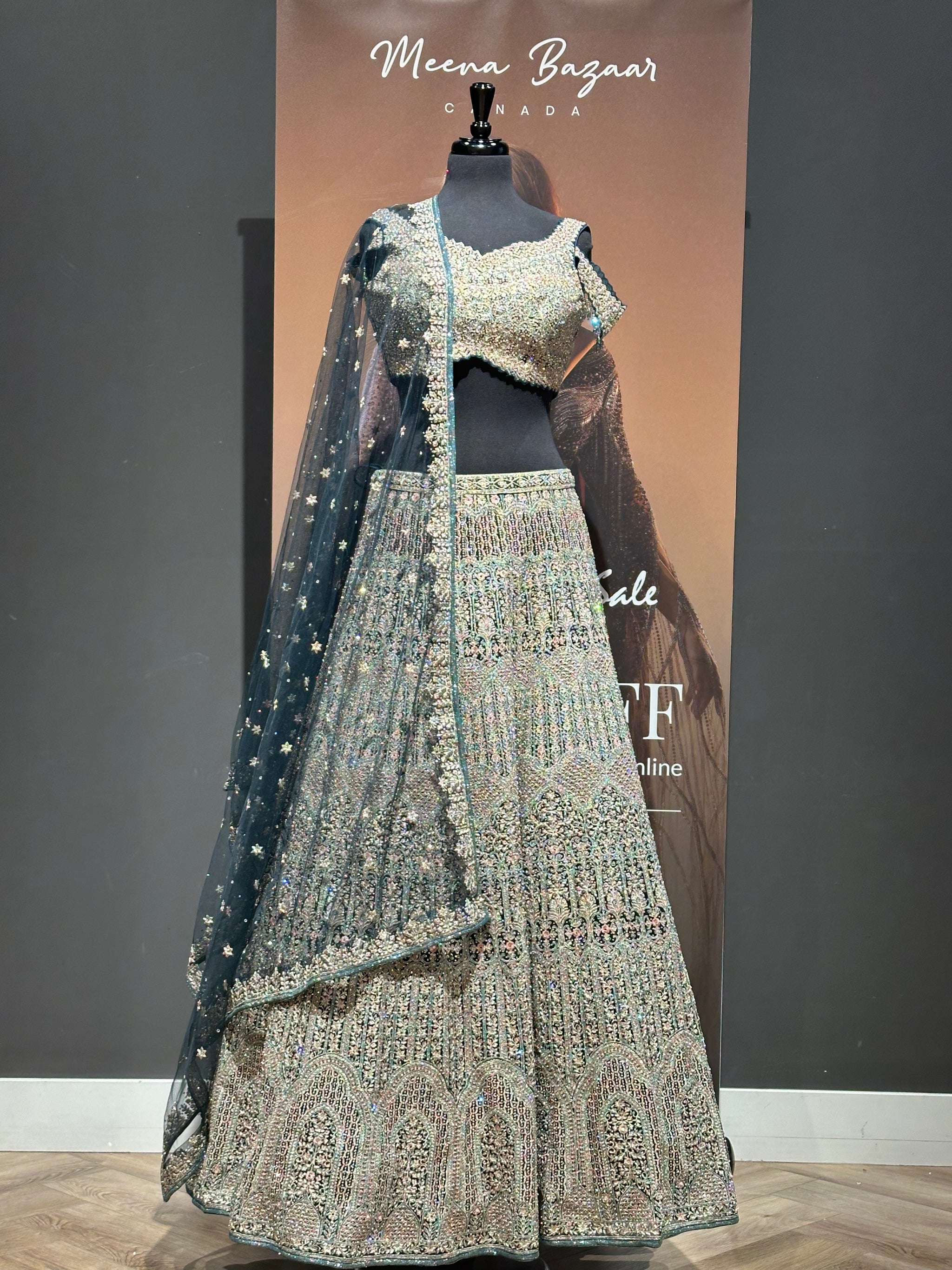 Motif Lehenga