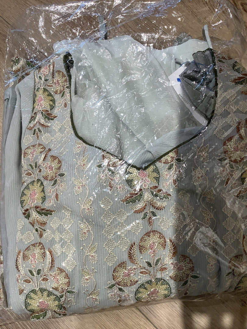 Grey Shalwar Suit for Women.