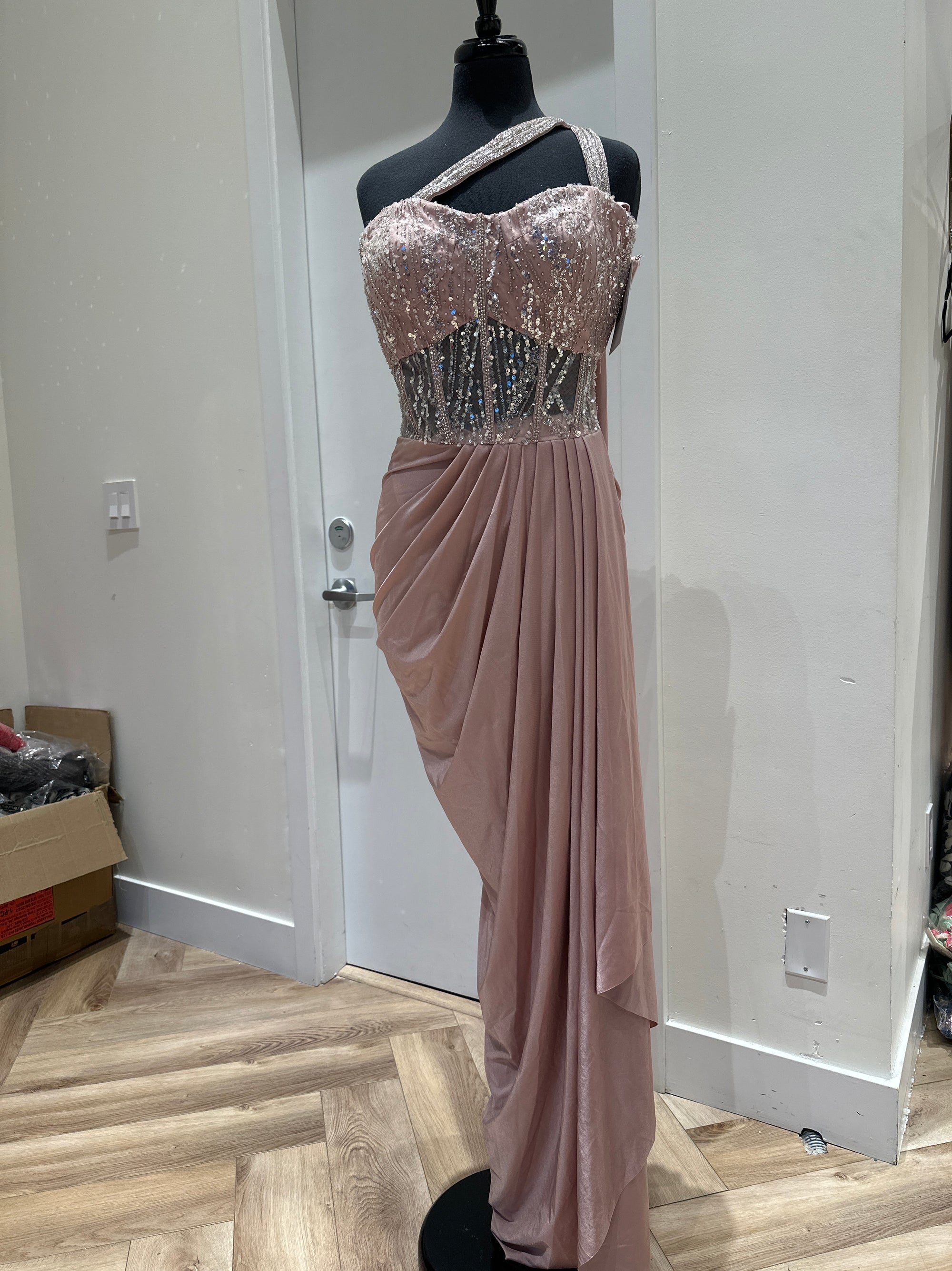 Drape dress