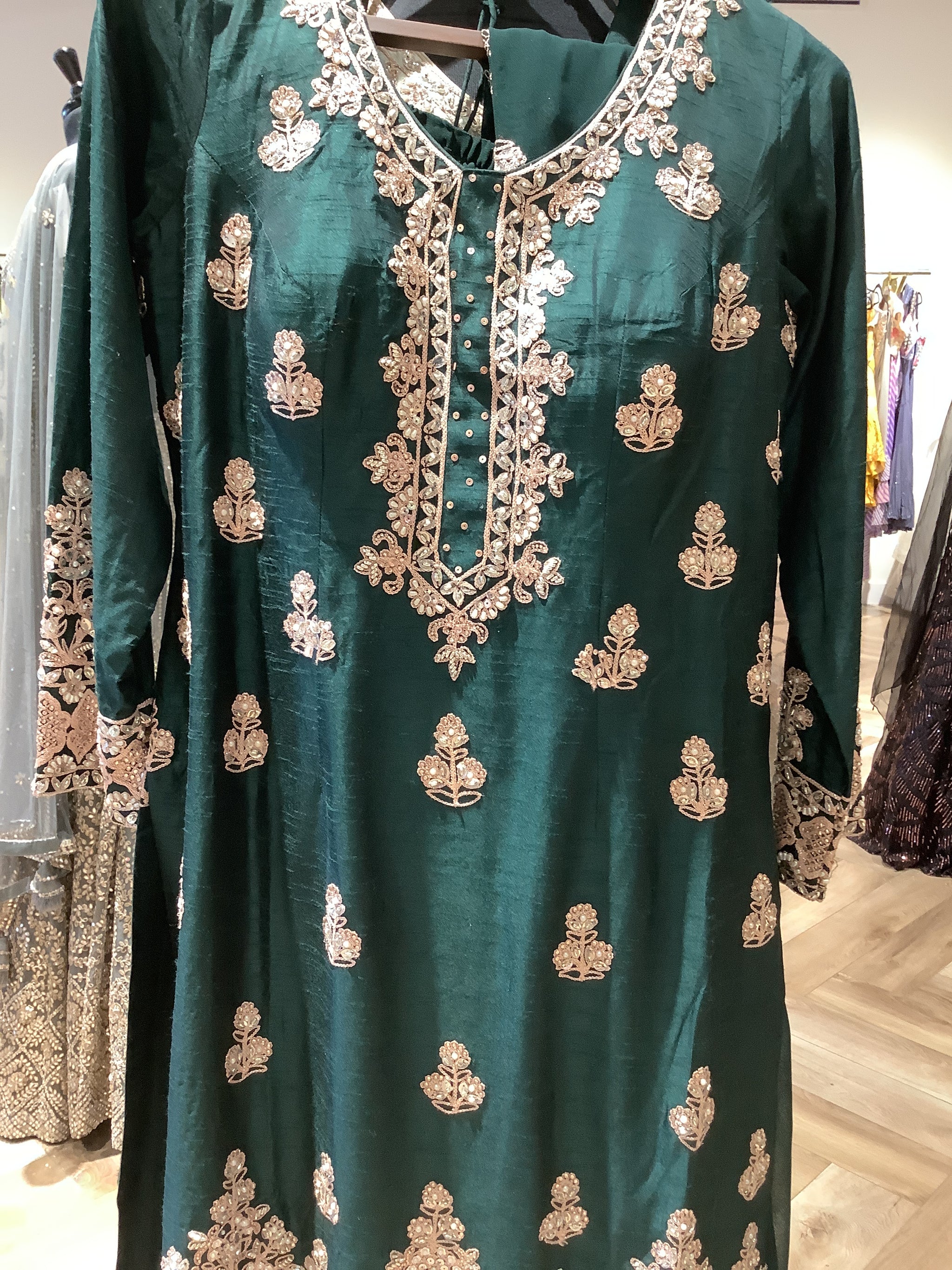 Elegant Salwar Suit