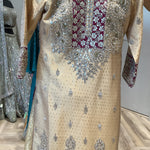 Vibrant Salwar suit
